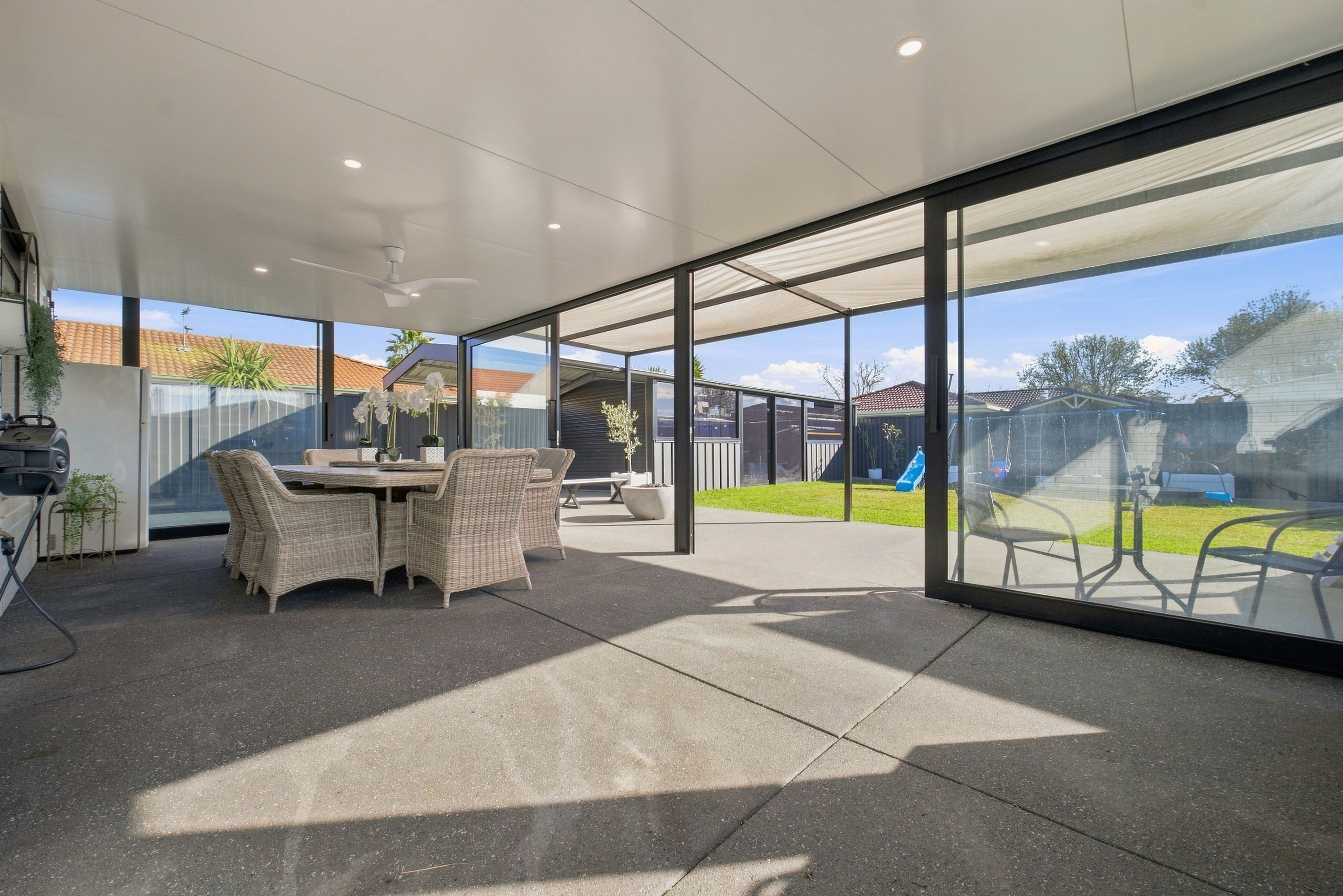 7 Cambridge Close — photo 18 of 30