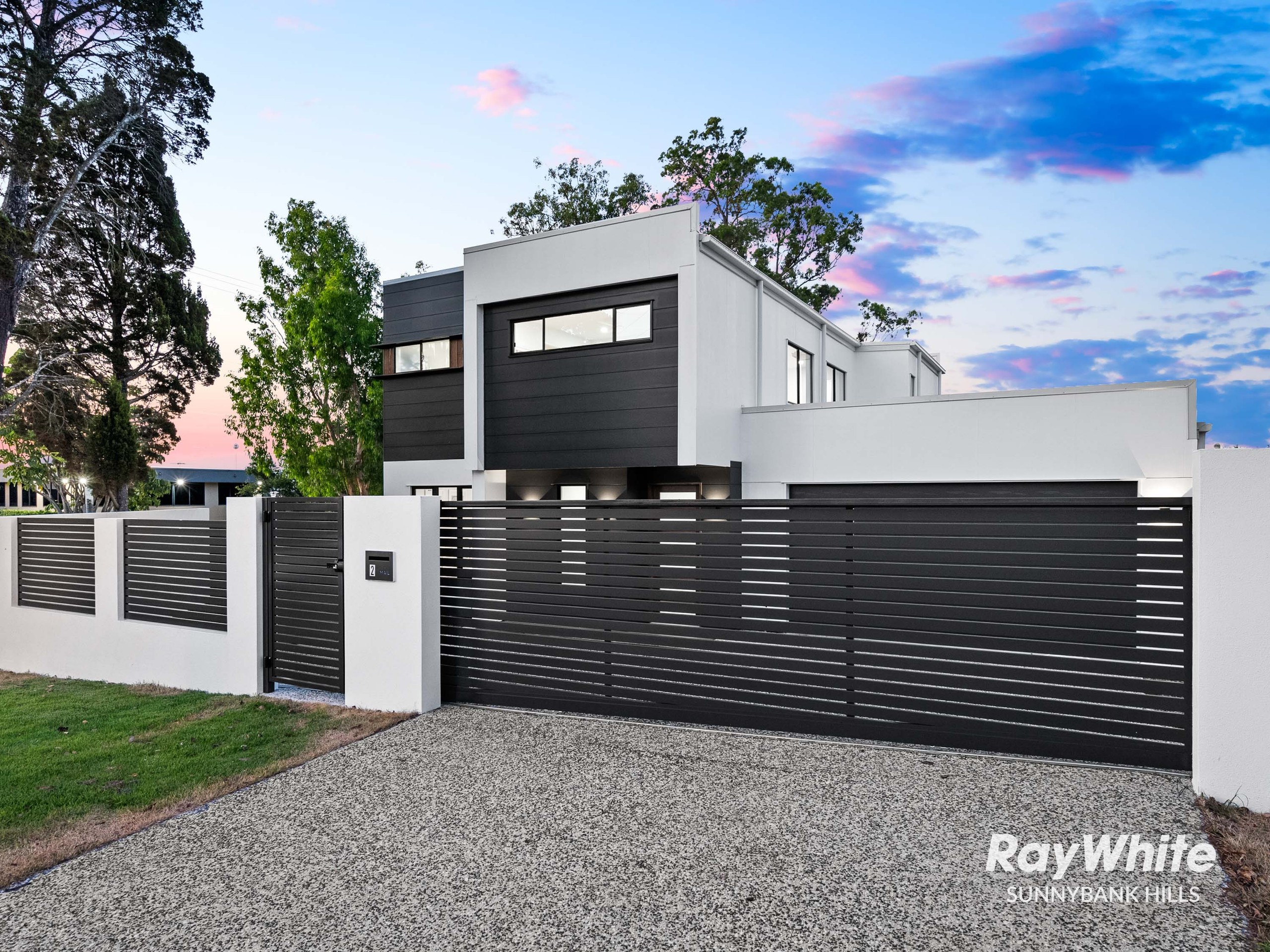 2 Chilton Street, Sunnybank Hills, QLD 4109