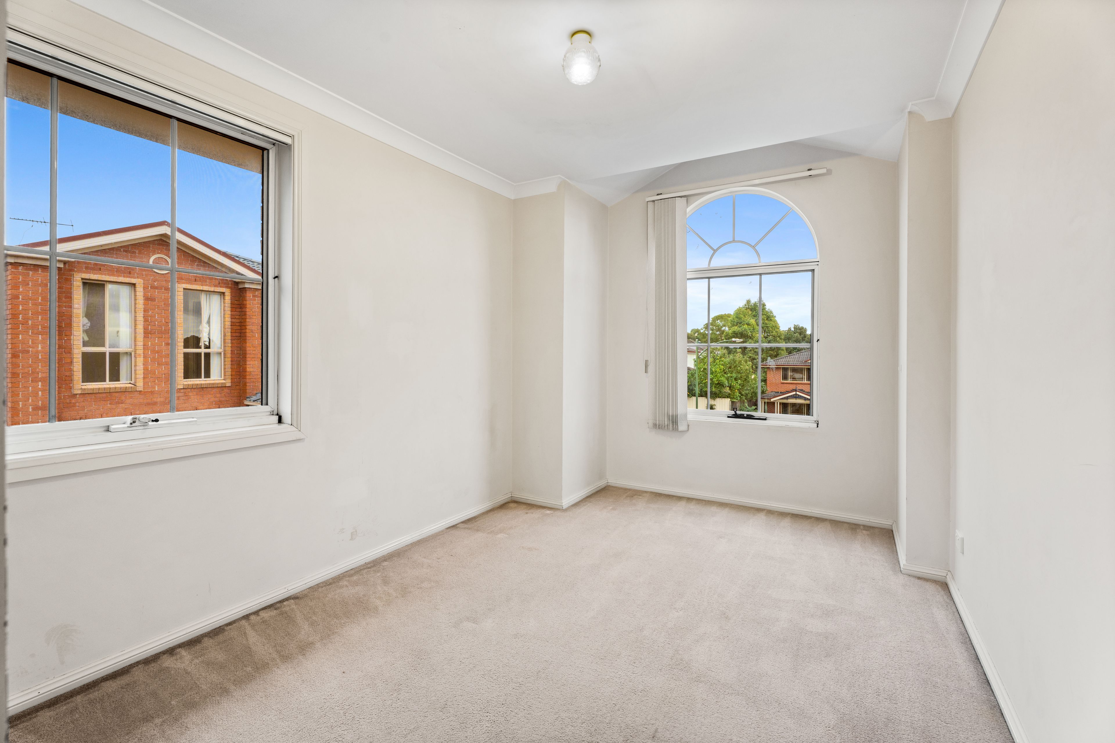 15 Grech Place, Glenwood, NSW