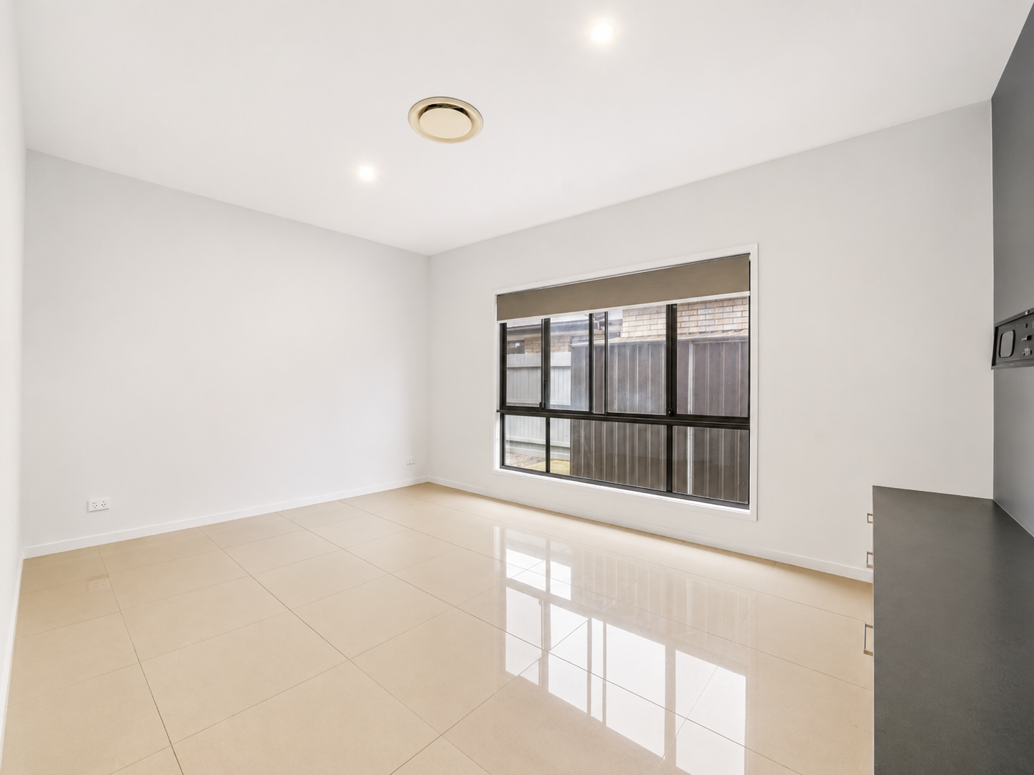 28 Crest Street — photo 10 of 23