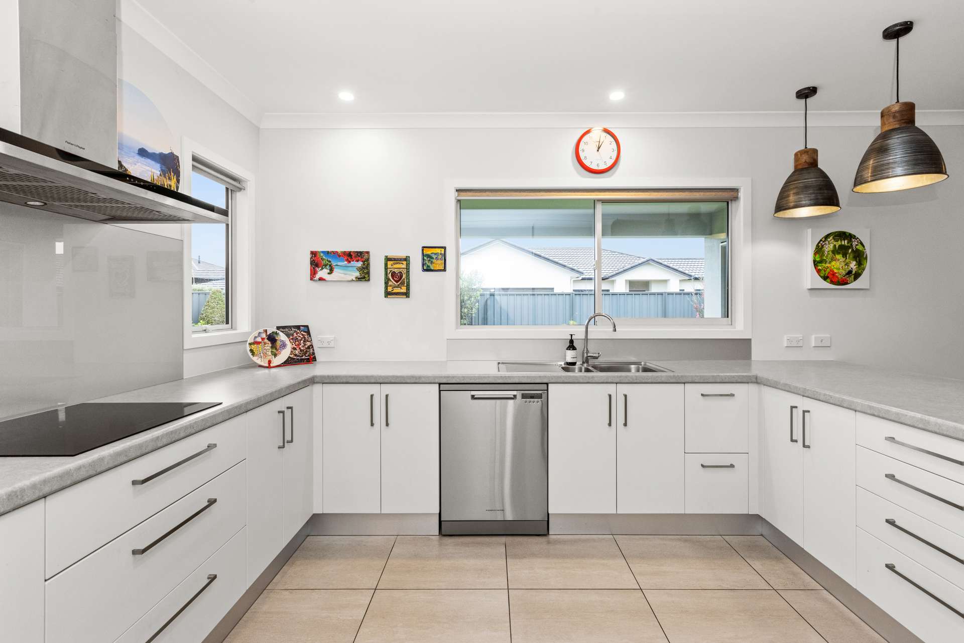 9 Wanaka Place photo 4