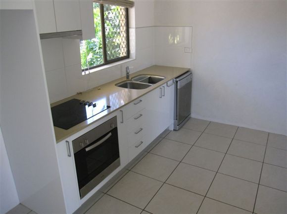 2/27 Pacific Boulevard, Buddina, QLD 4575