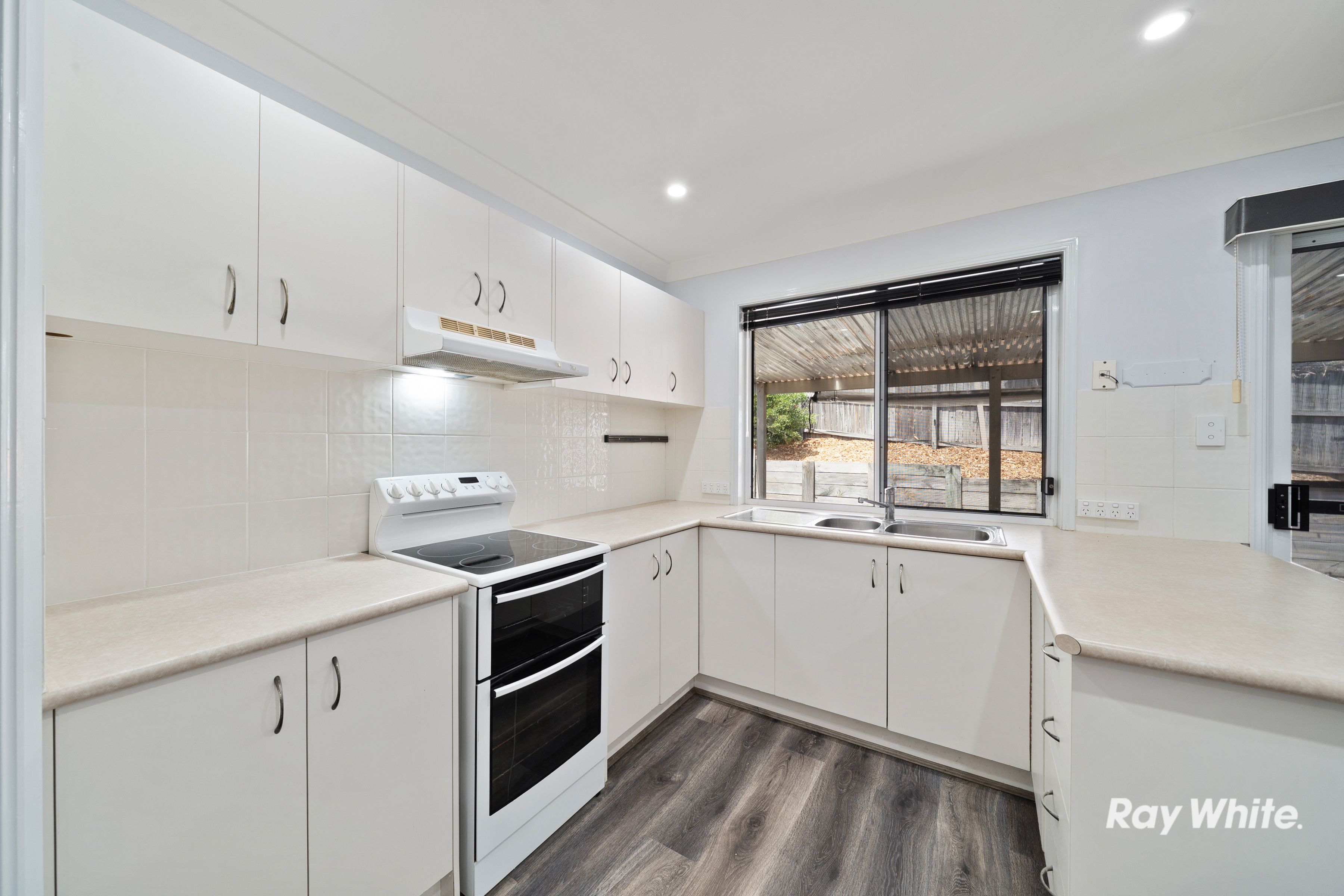 4 Mahogany Court — photo 4 of 13
