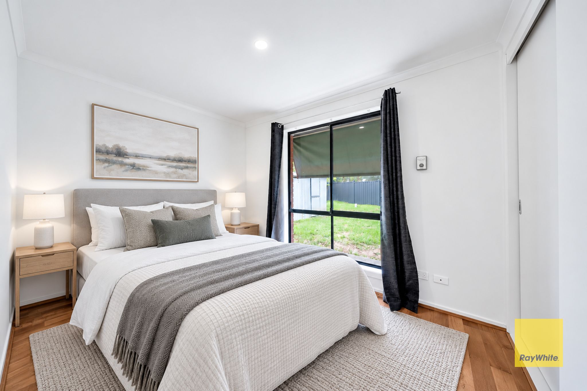 8 Callander Crescent — photo 10 of 24