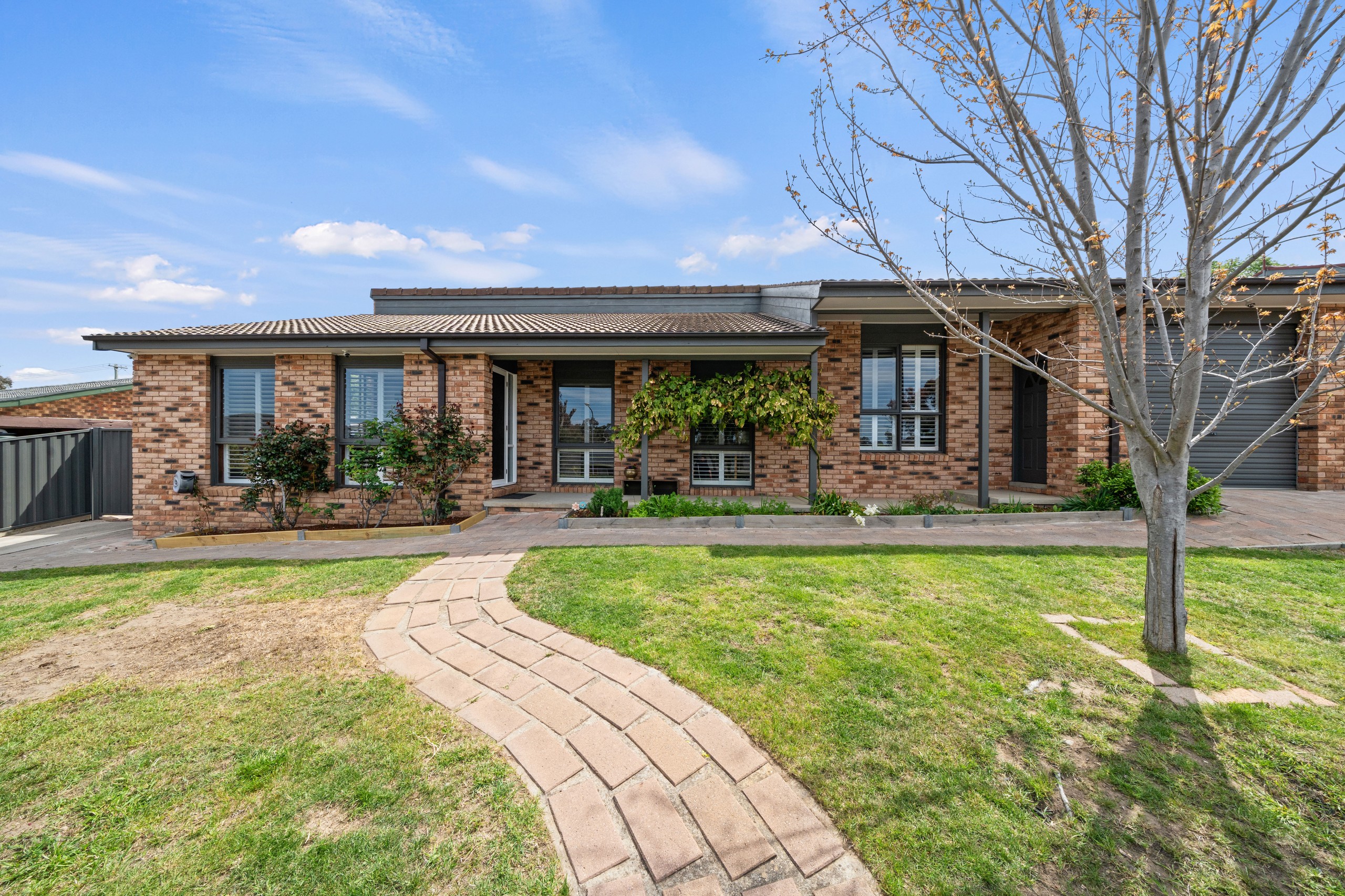 7 Max Henry Crescent, Macarthur, ACT 2904