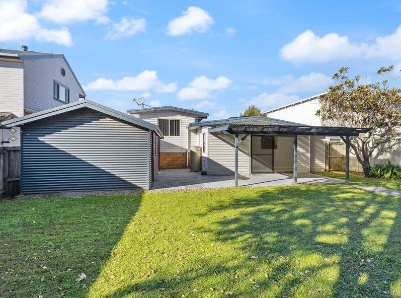 100 Aloha Drive, Chittaway Bay, NSW 2261