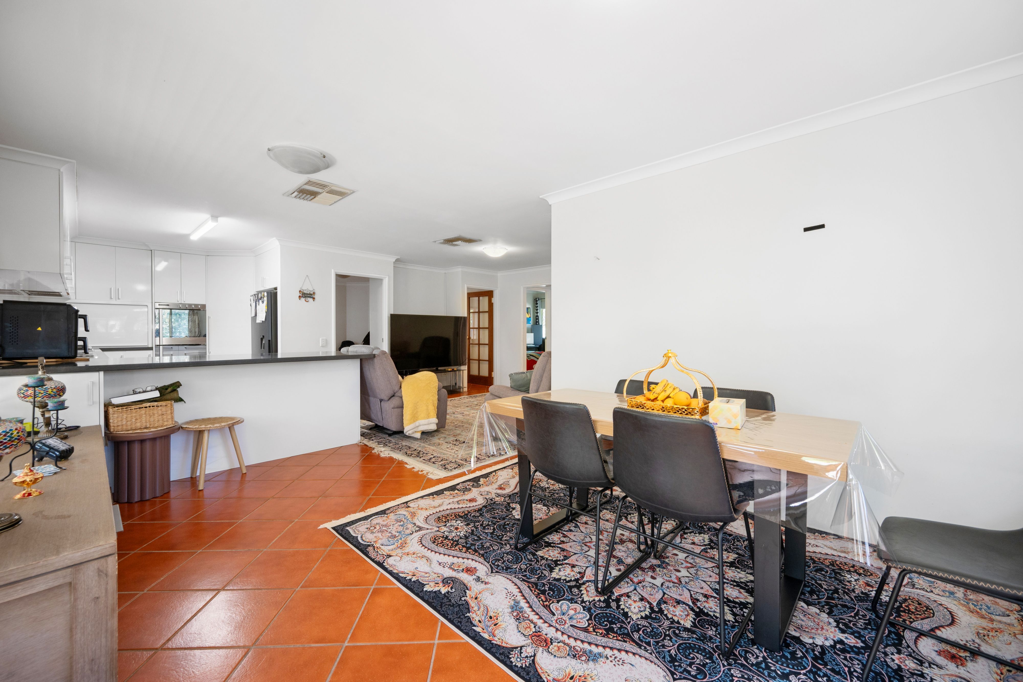 8 Uralla Close — photo 6 of 29