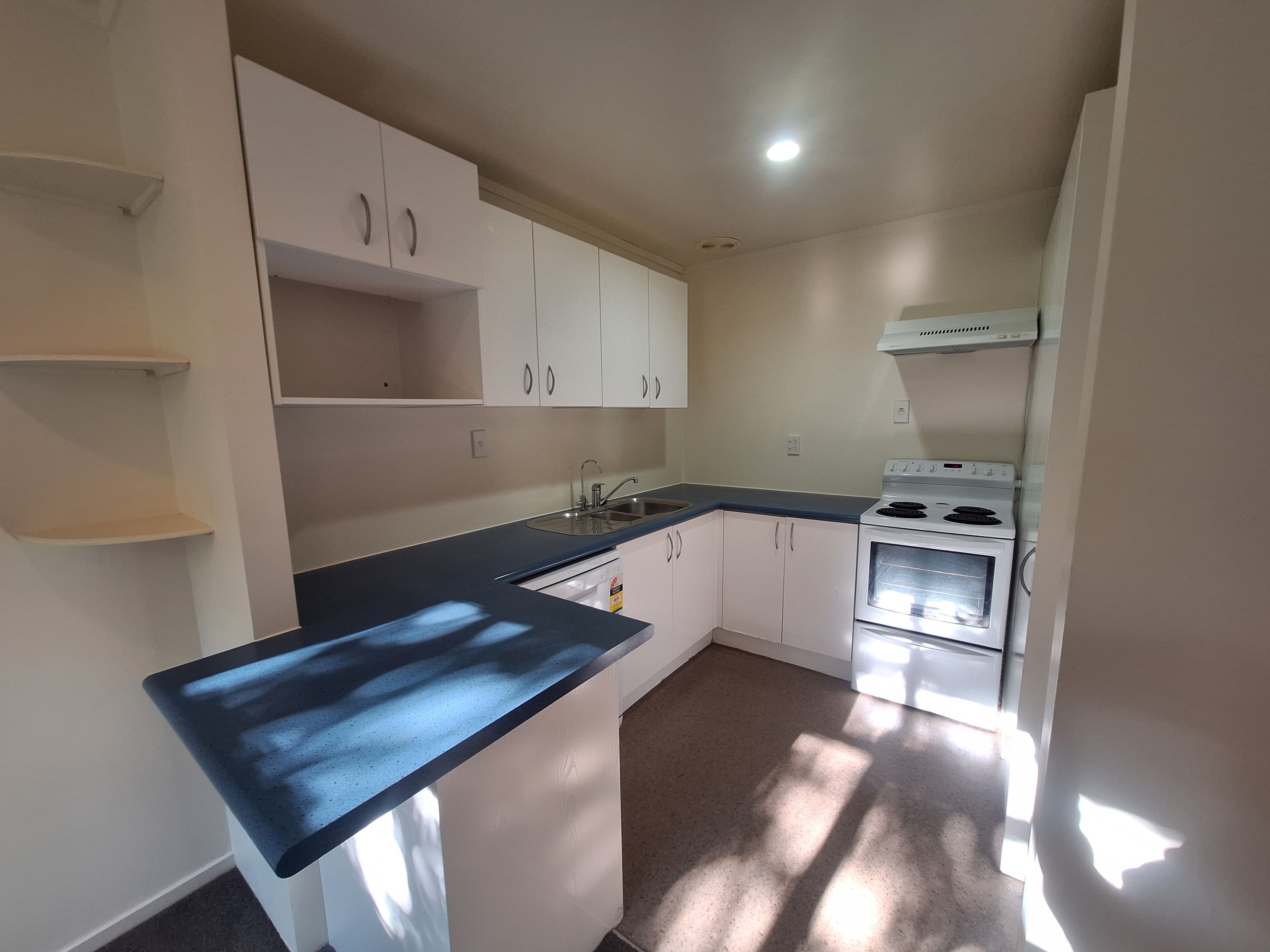 7/3 Erewhon Place, Birkdale, North Shore City