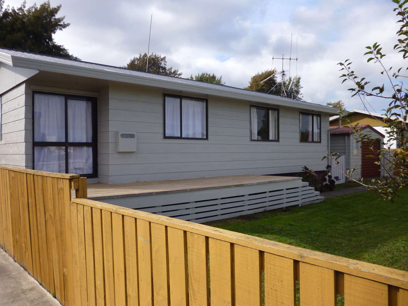 86 Kahikatea Drive photo 0