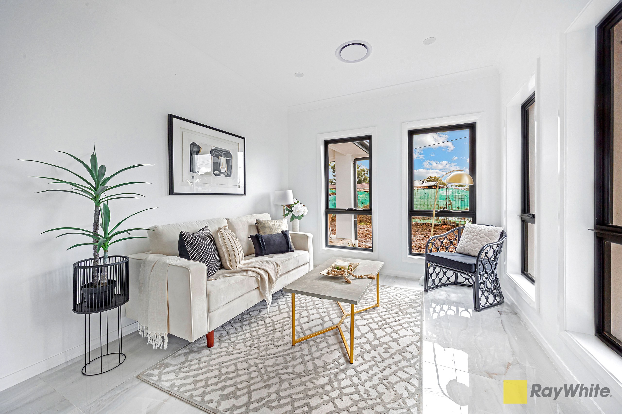 70 Portico Parade, Toongabbie, NSW 2146