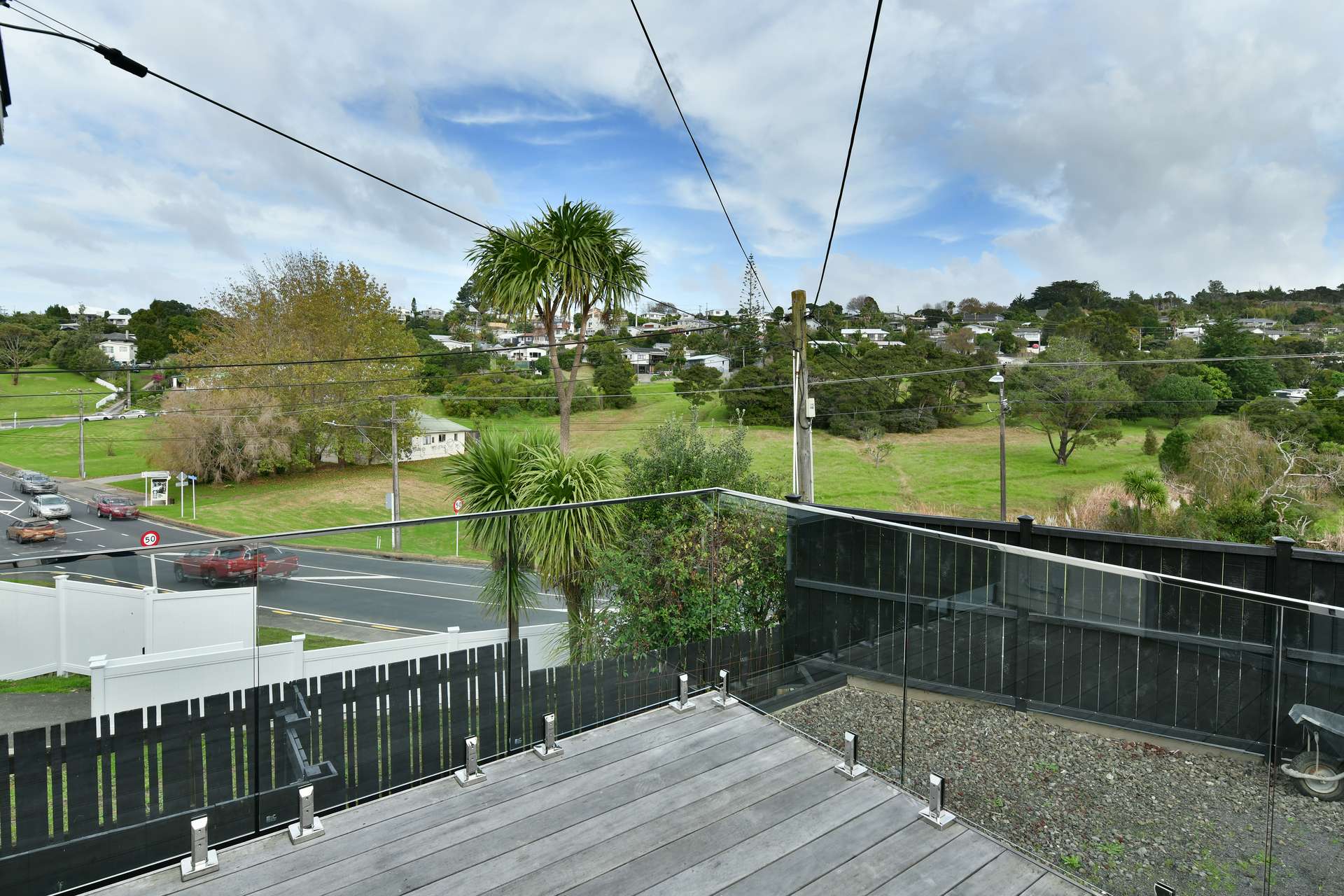 564 Whangaparaoa Road photo 4