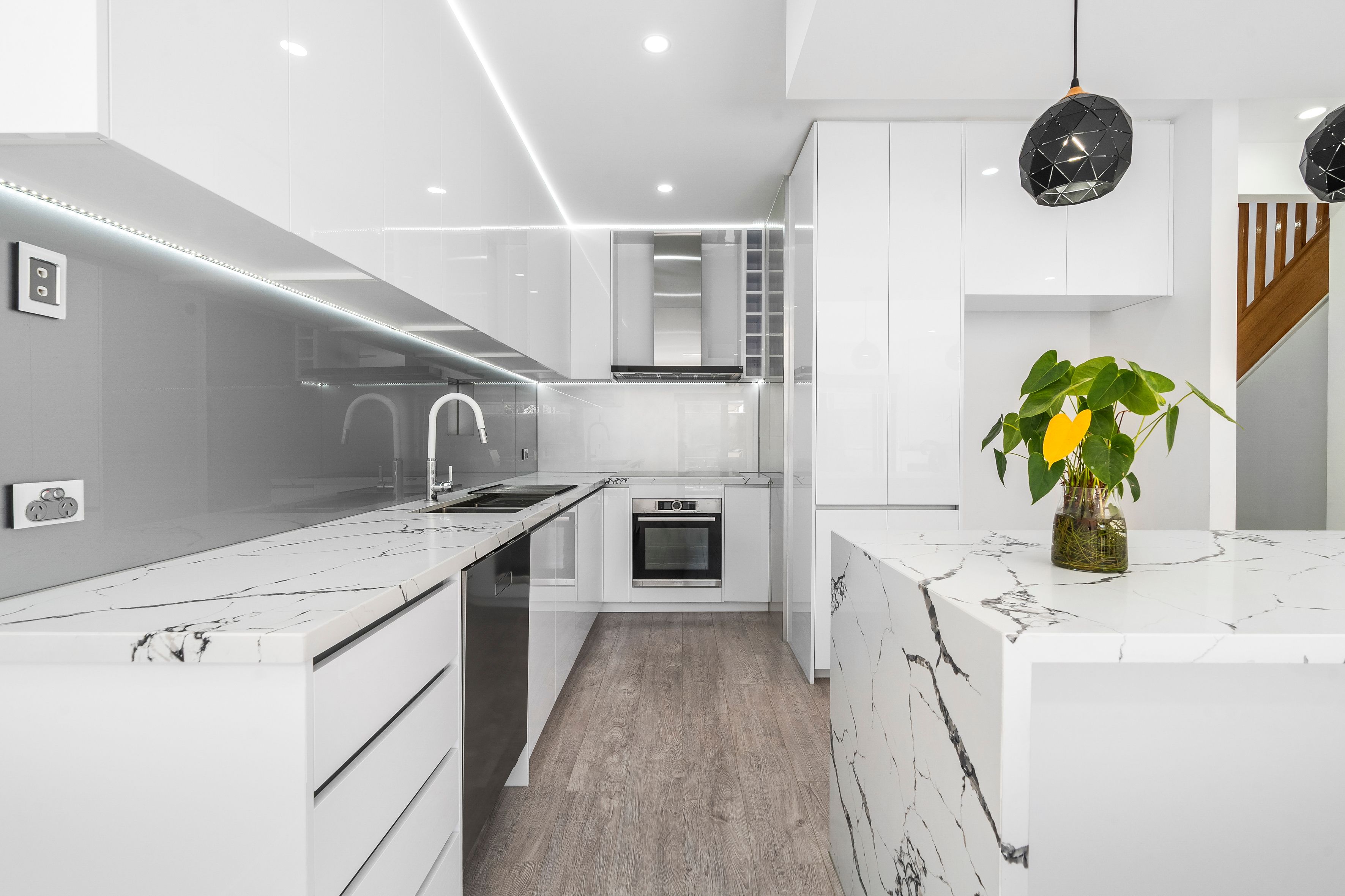 2 Rosemont Way — photo 4 of 16