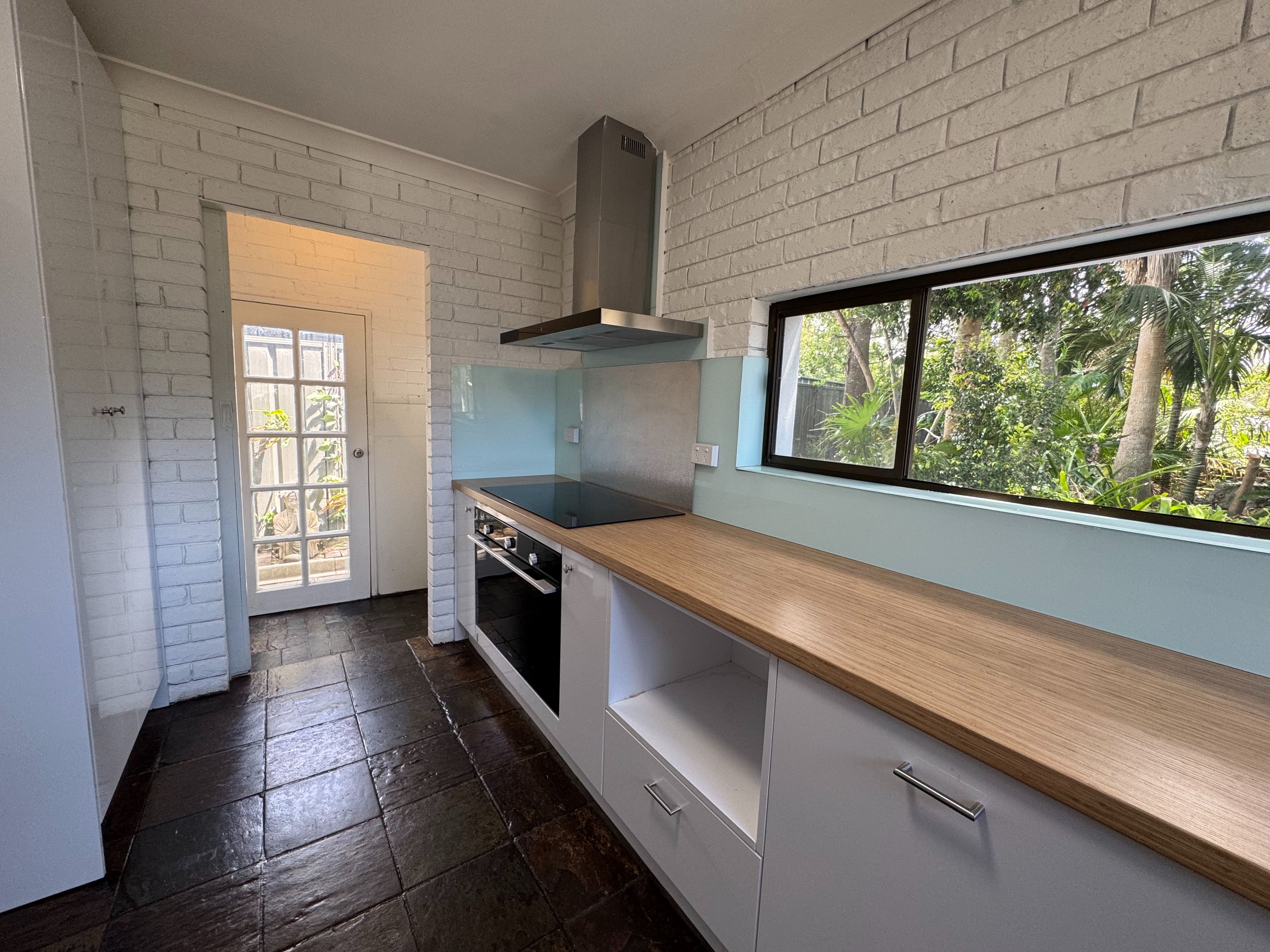 56 Watts Road — photo 3 of 20