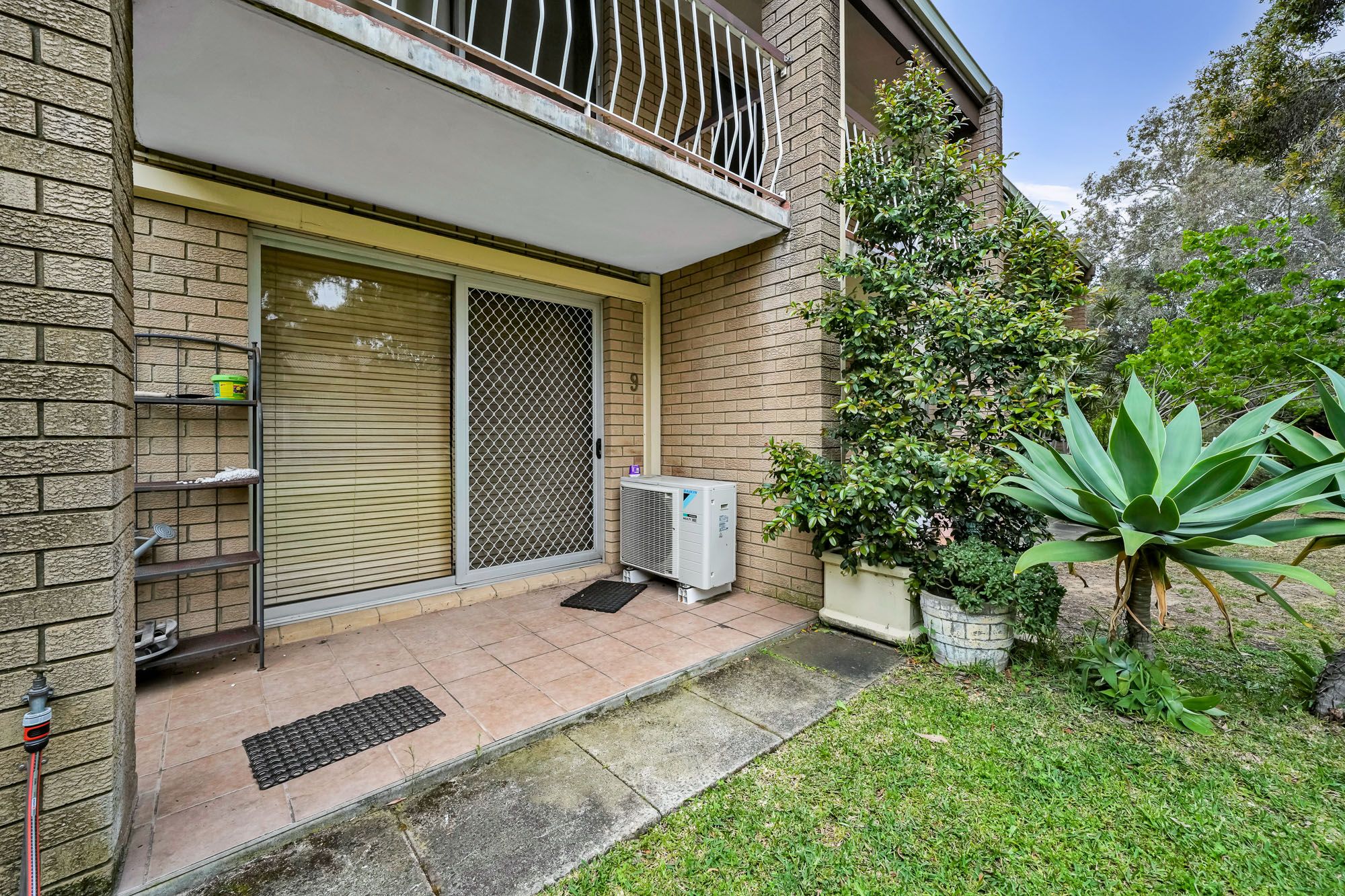 9/1 Clydesdale Street — photo 10 of 11