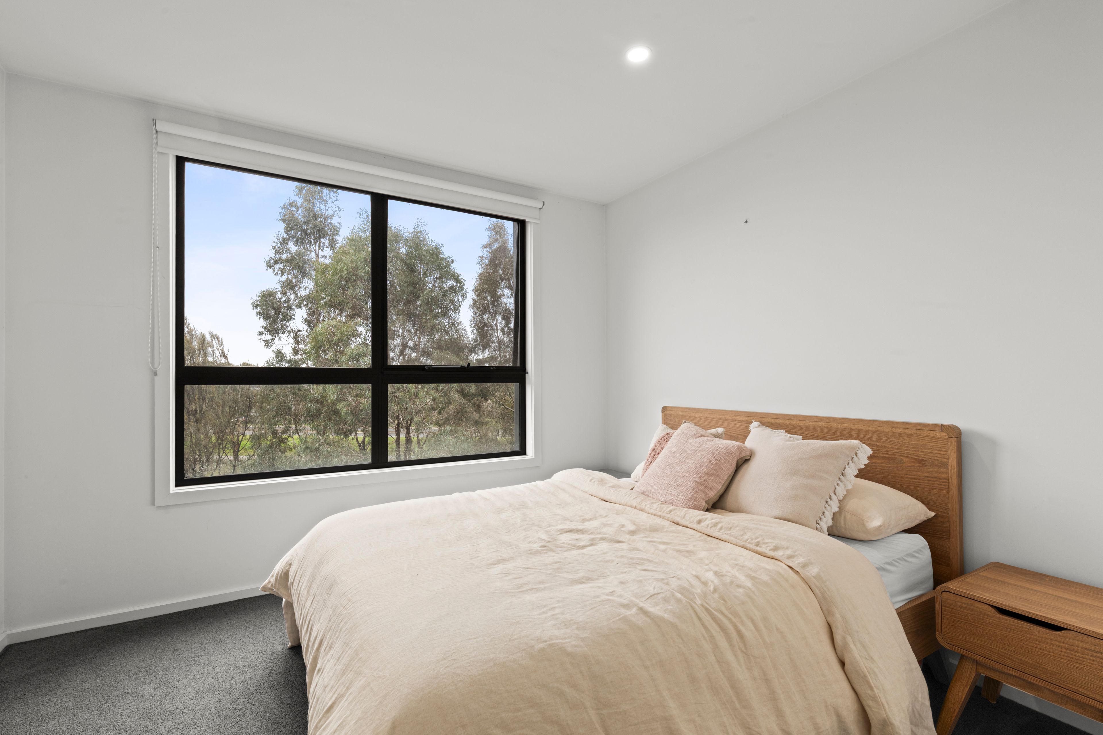 2/150 Pigdons Road — photo 6 of 12