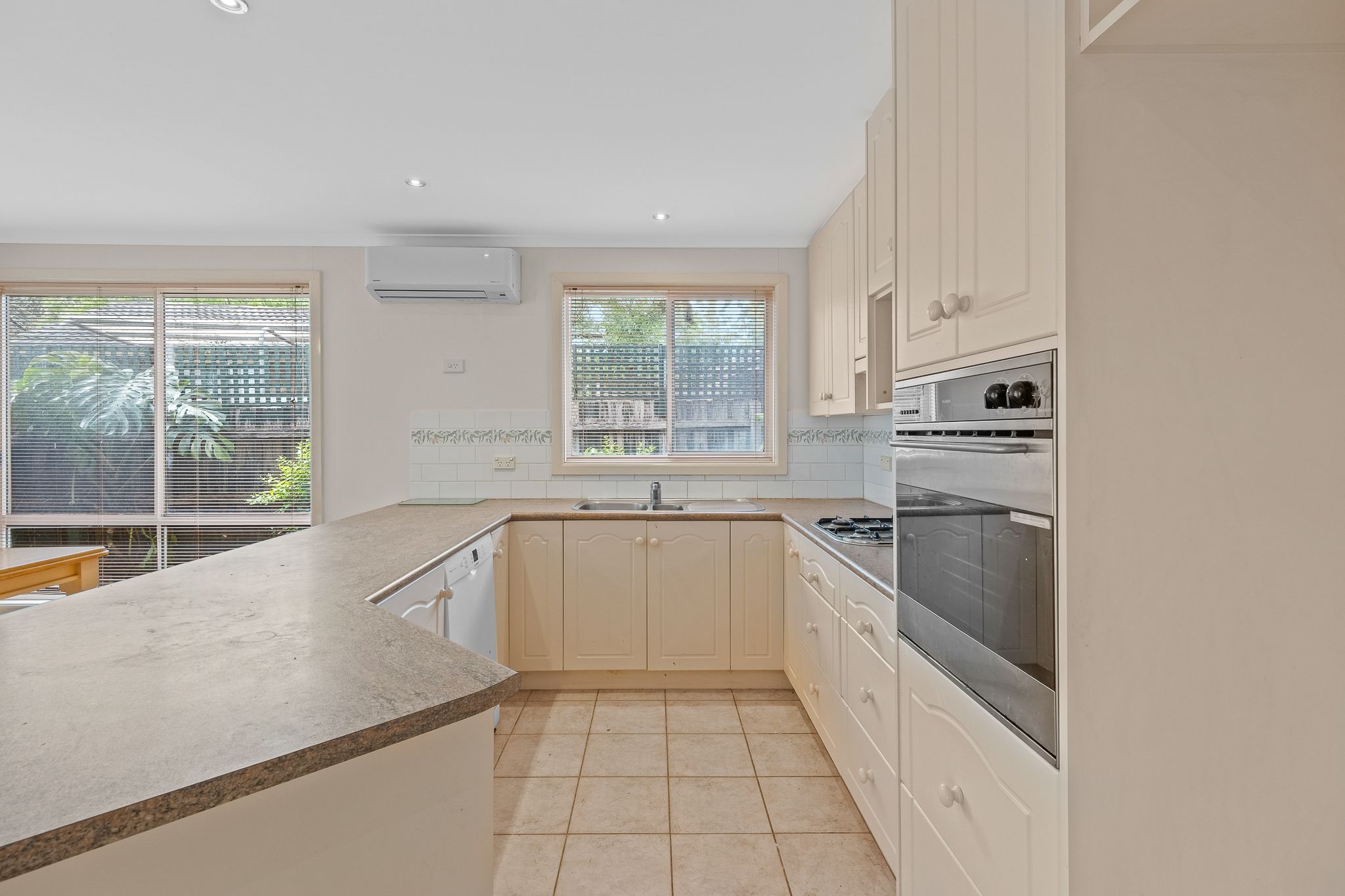 16 Warbla Street, Dandenong North, VIC 3175