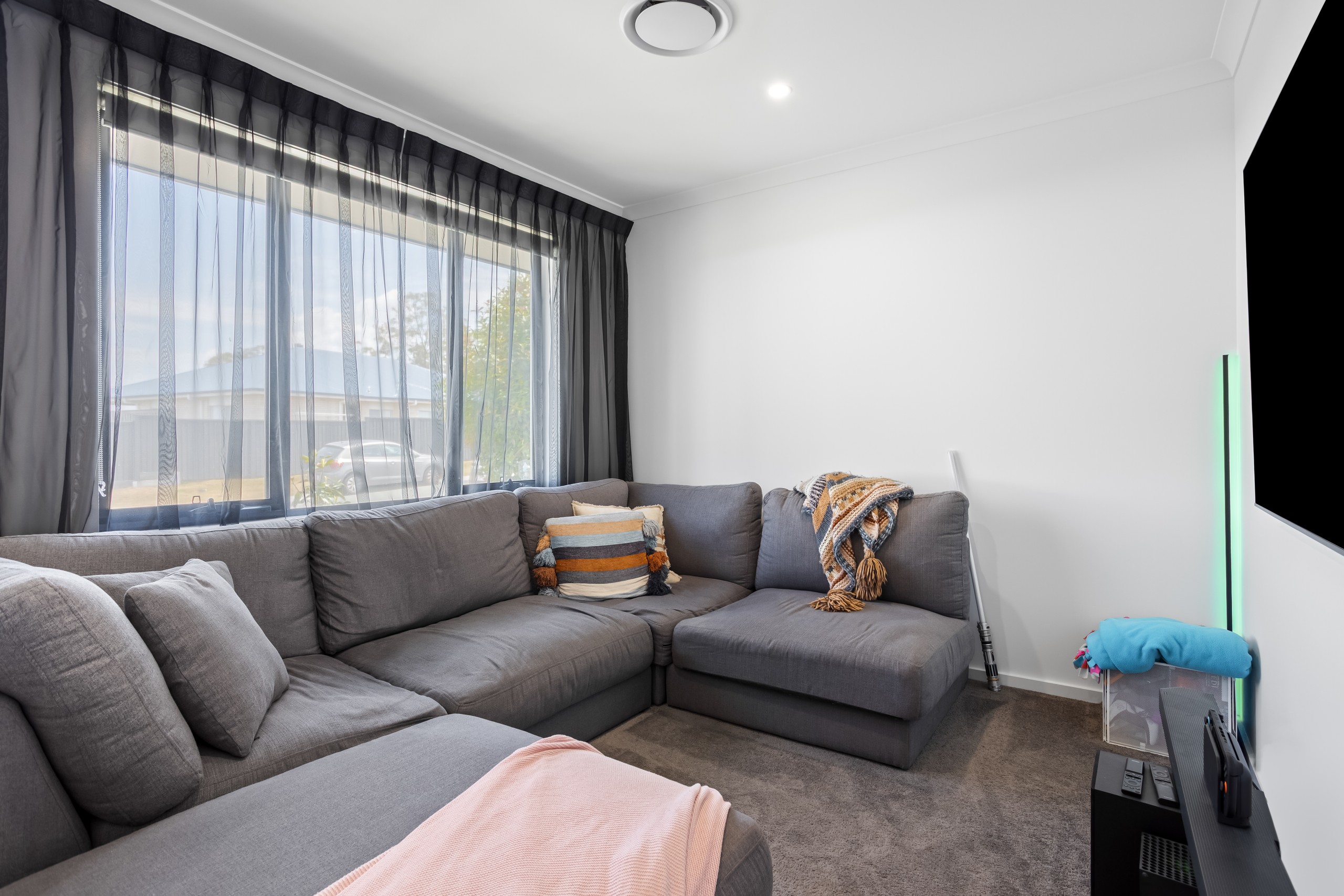 13 Flinders Drive, Yarrabilba, QLD 4207