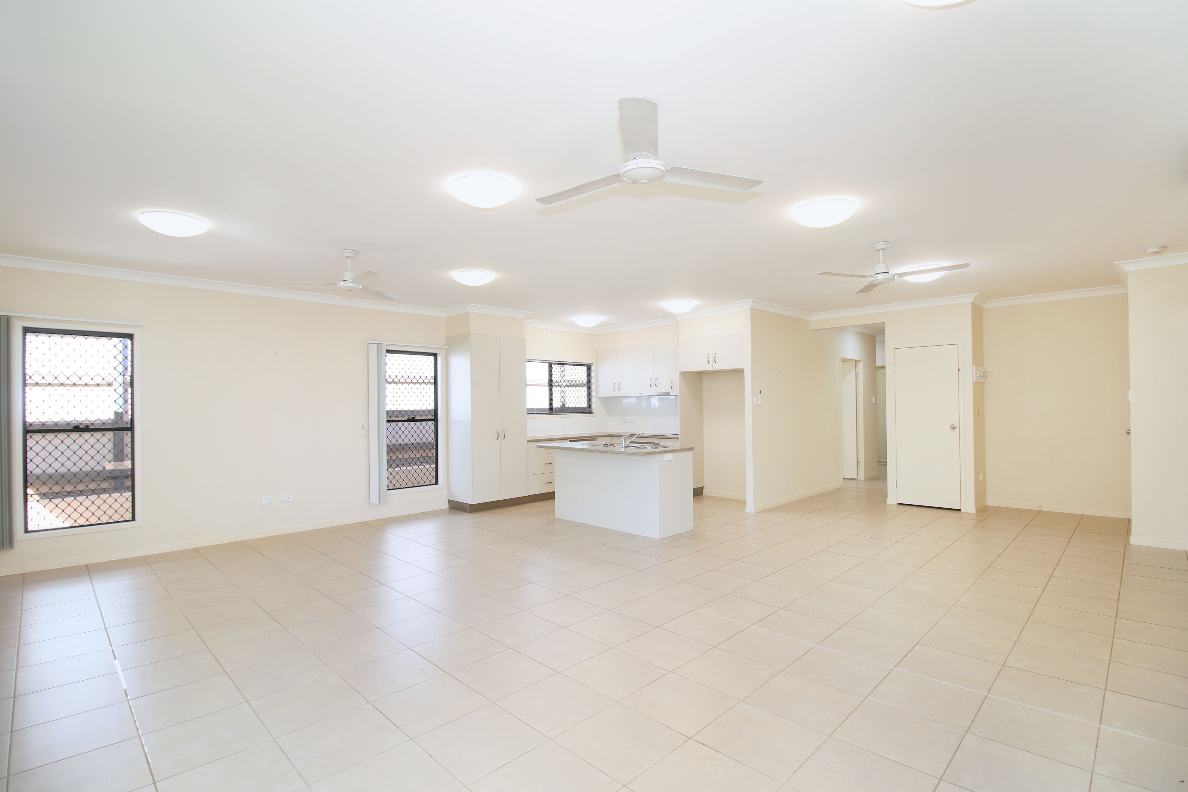 9 Fellowship Place, Rasmussen, QLD 4815