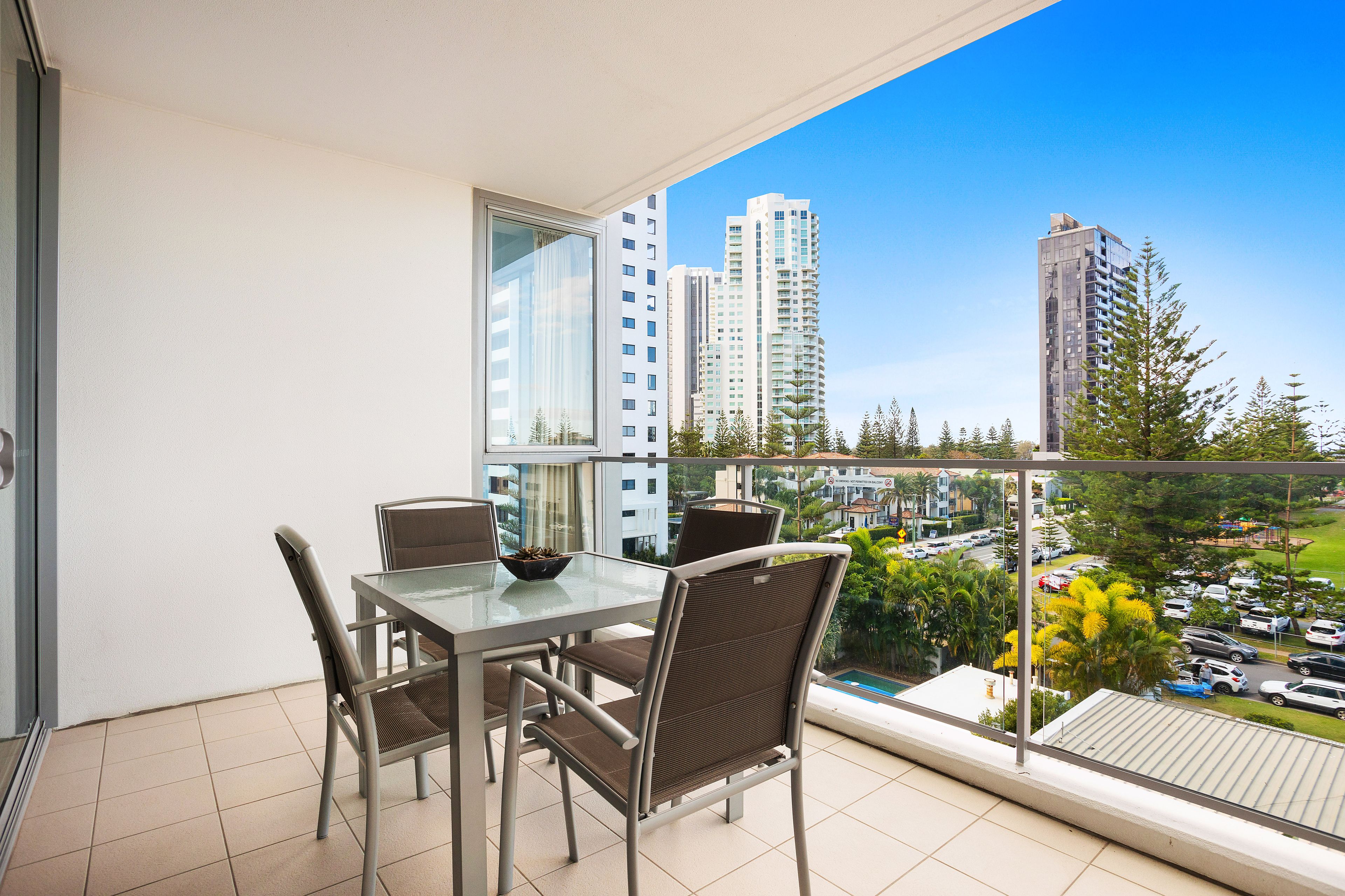 25 Surf Parade 'Ocean Pacific', Broadbeach QLD 4218