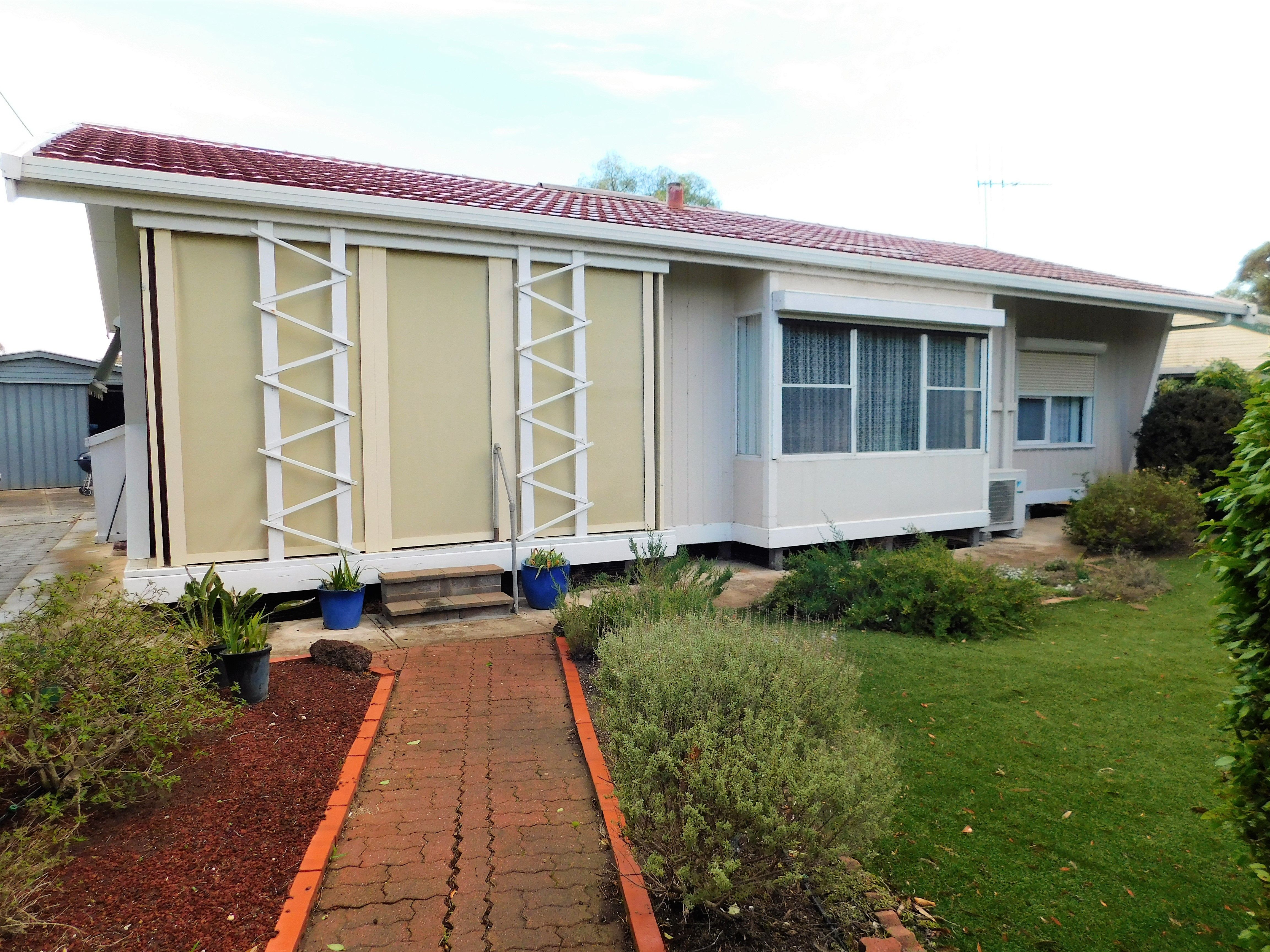 8 Jervois Street, Bordertown SA 5268