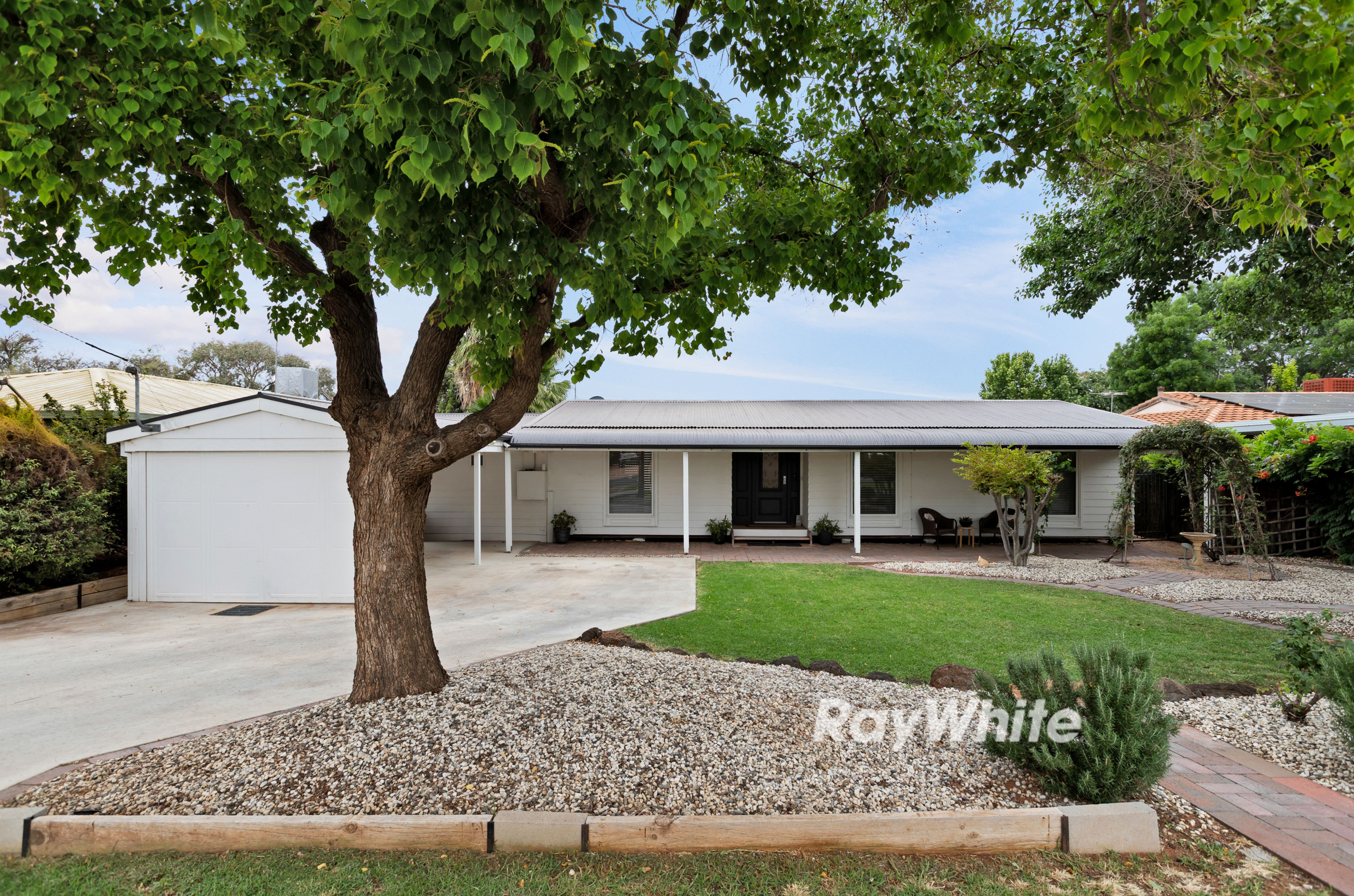 65 Wood Street, Gol Gol NSW 2738