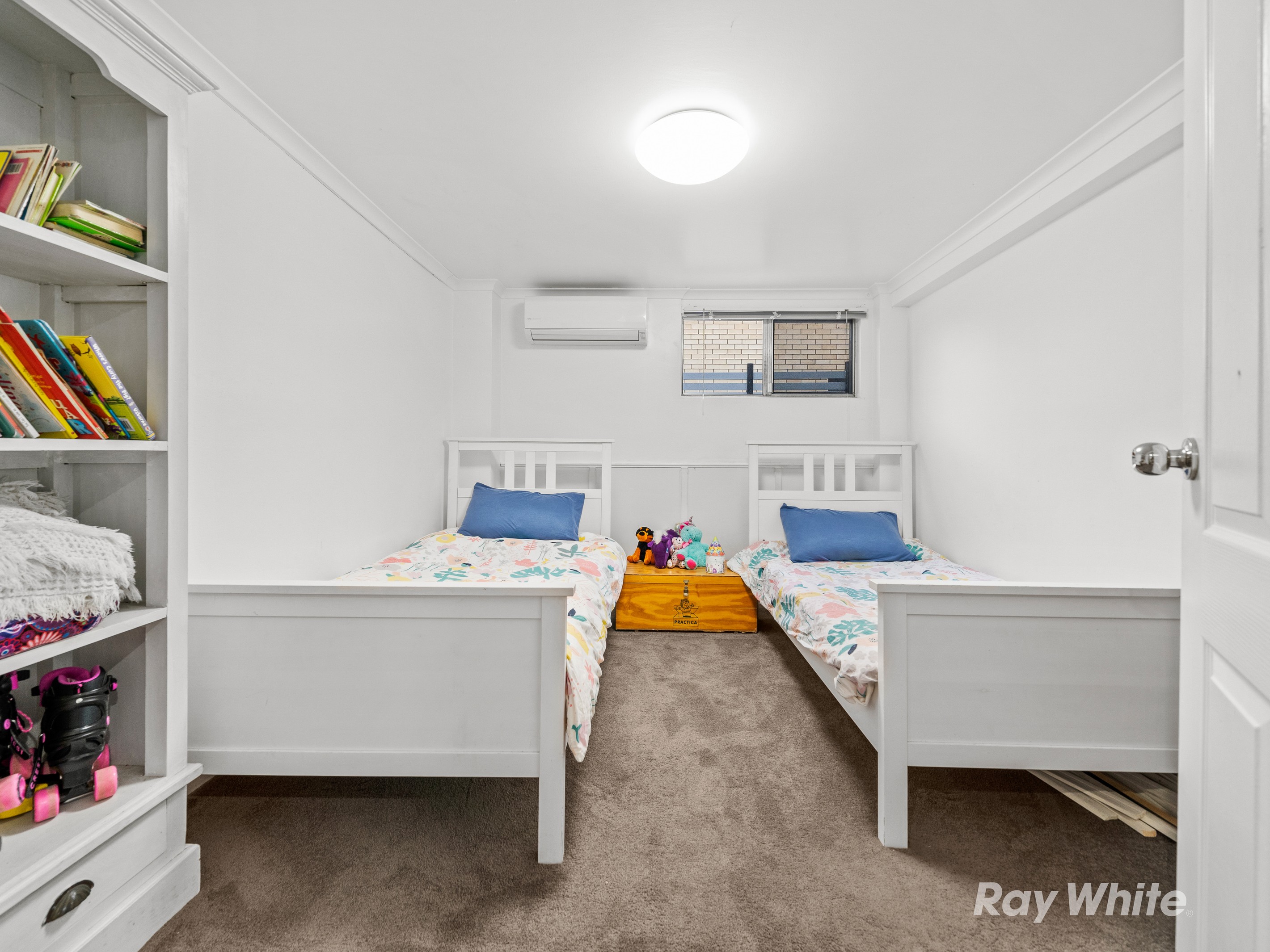 6 Dulcie Street, Raceview, QLD 4305