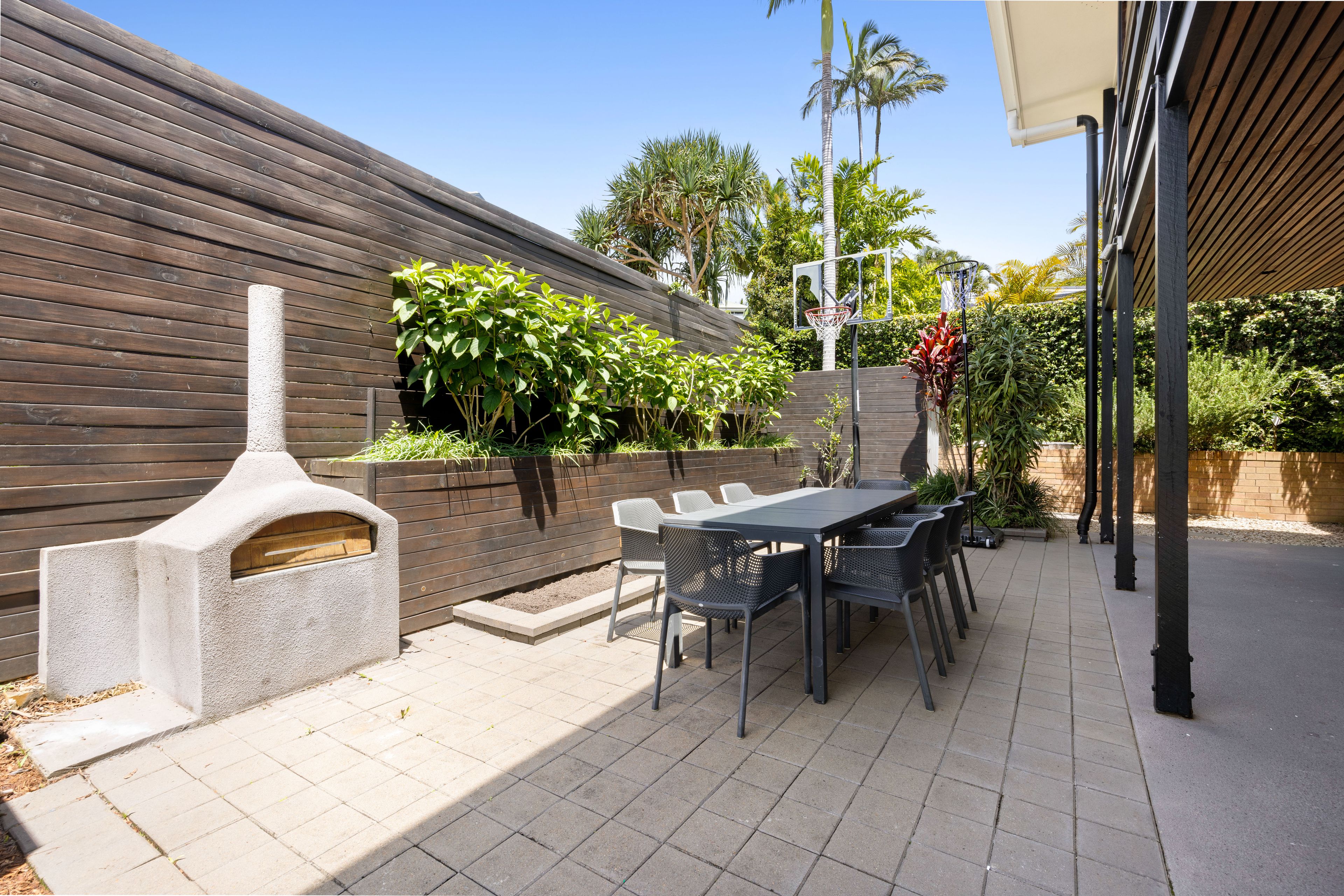 12 Yindi Street — photo 20 of 27