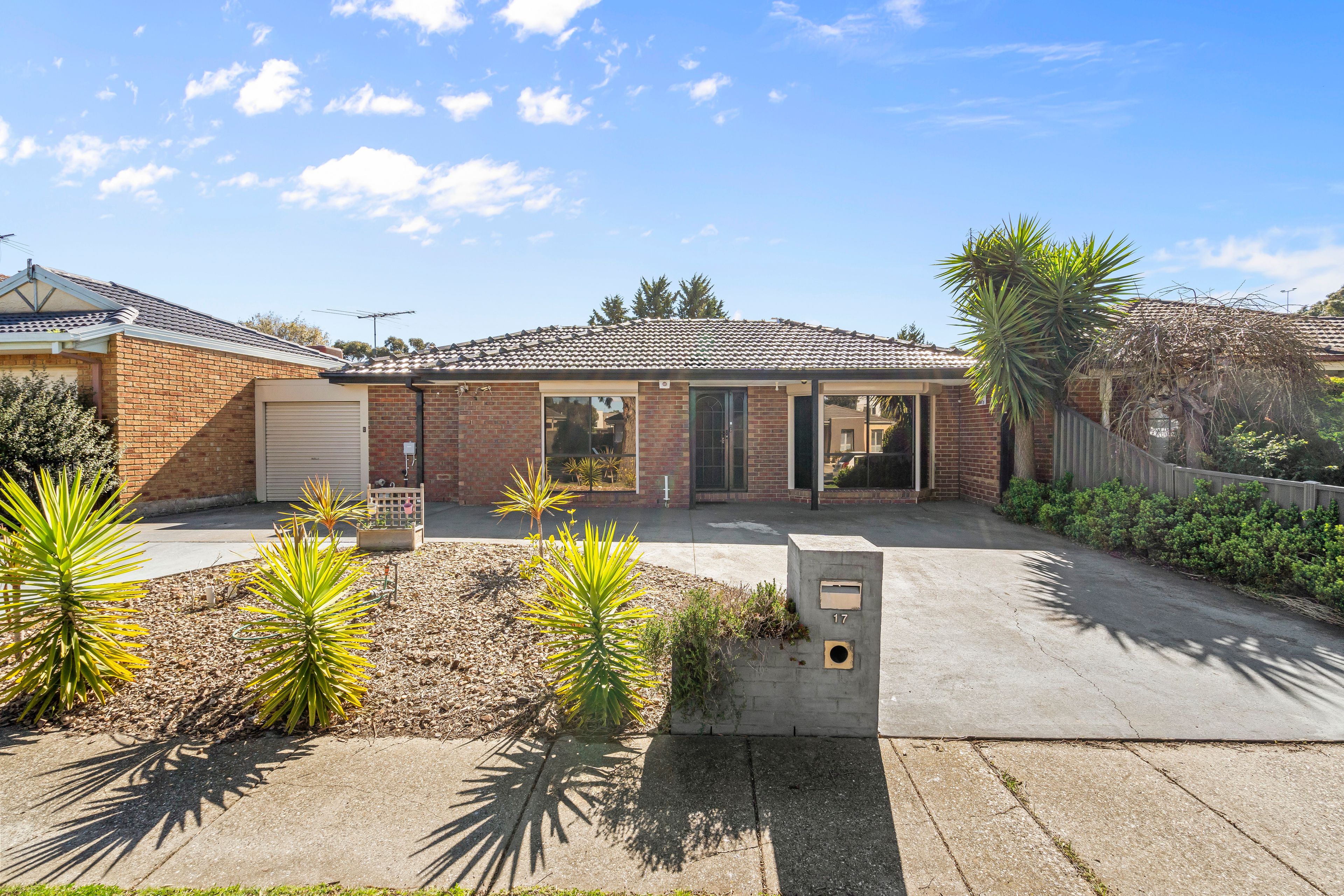 17 Cleeland Court — photo from Ray White Glenroy