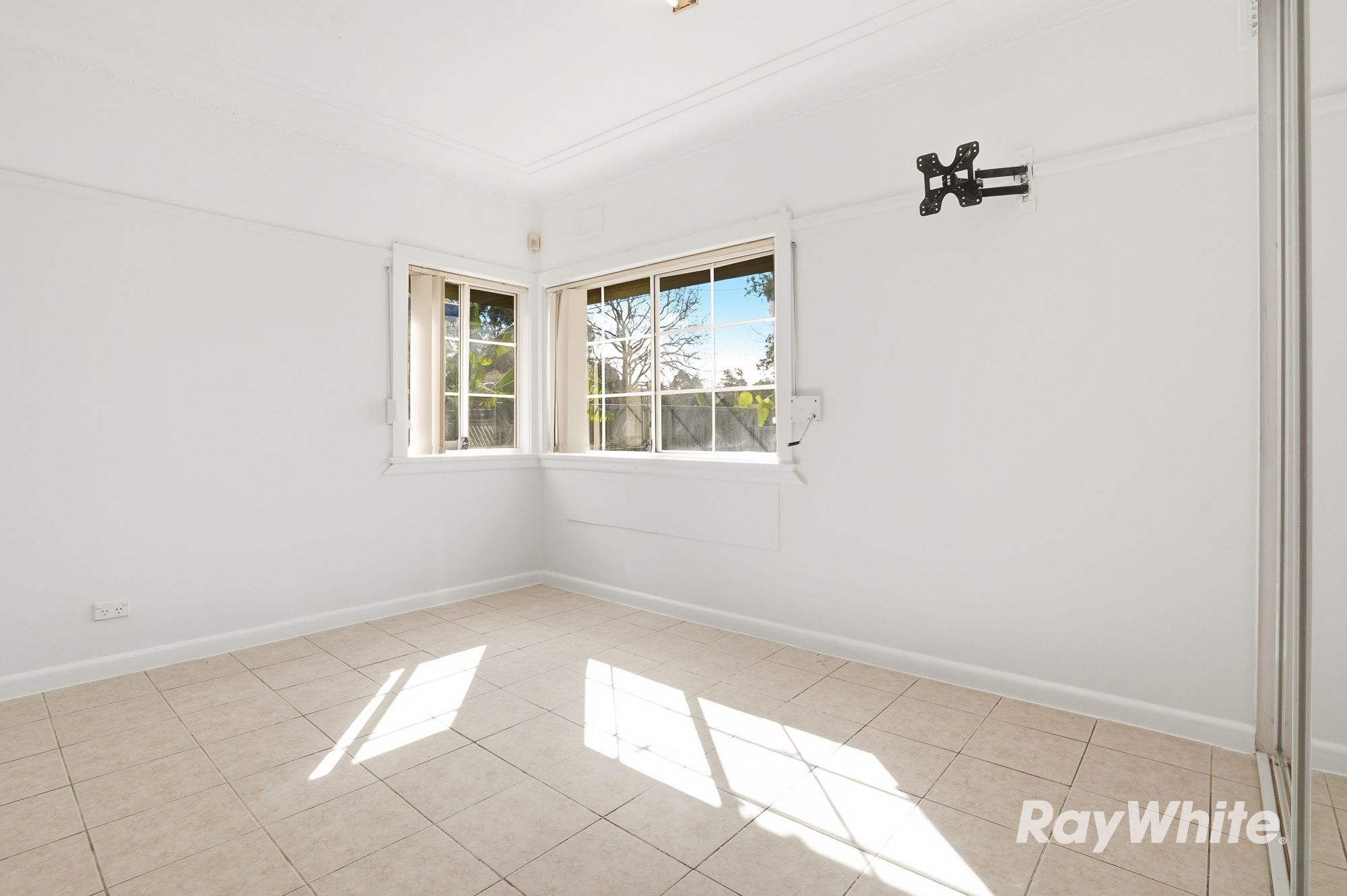 69 Fennell Street — photo 9 of 19