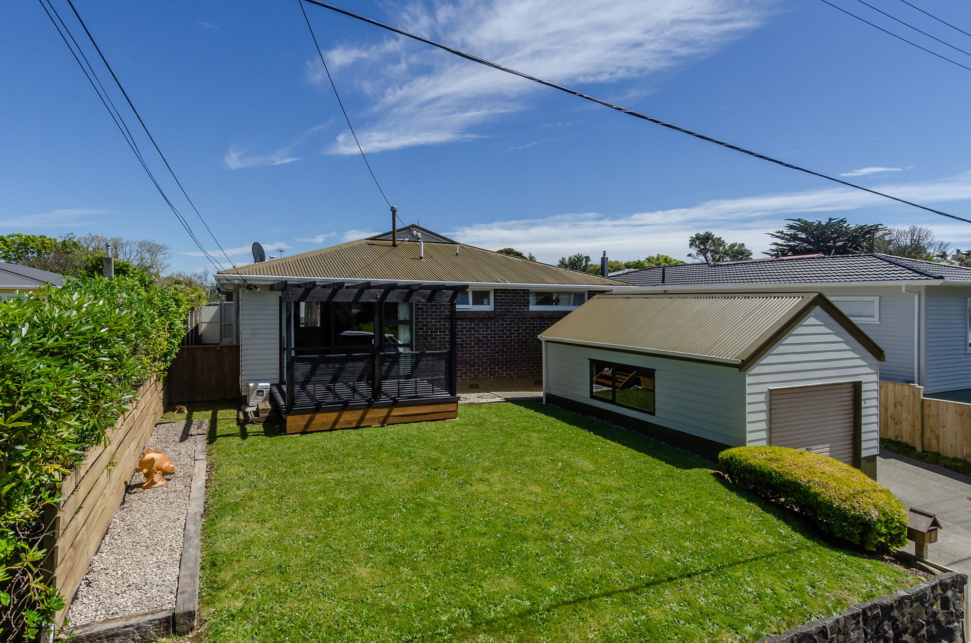 9 Pinkerton Grove, Newlands, Wellington City
