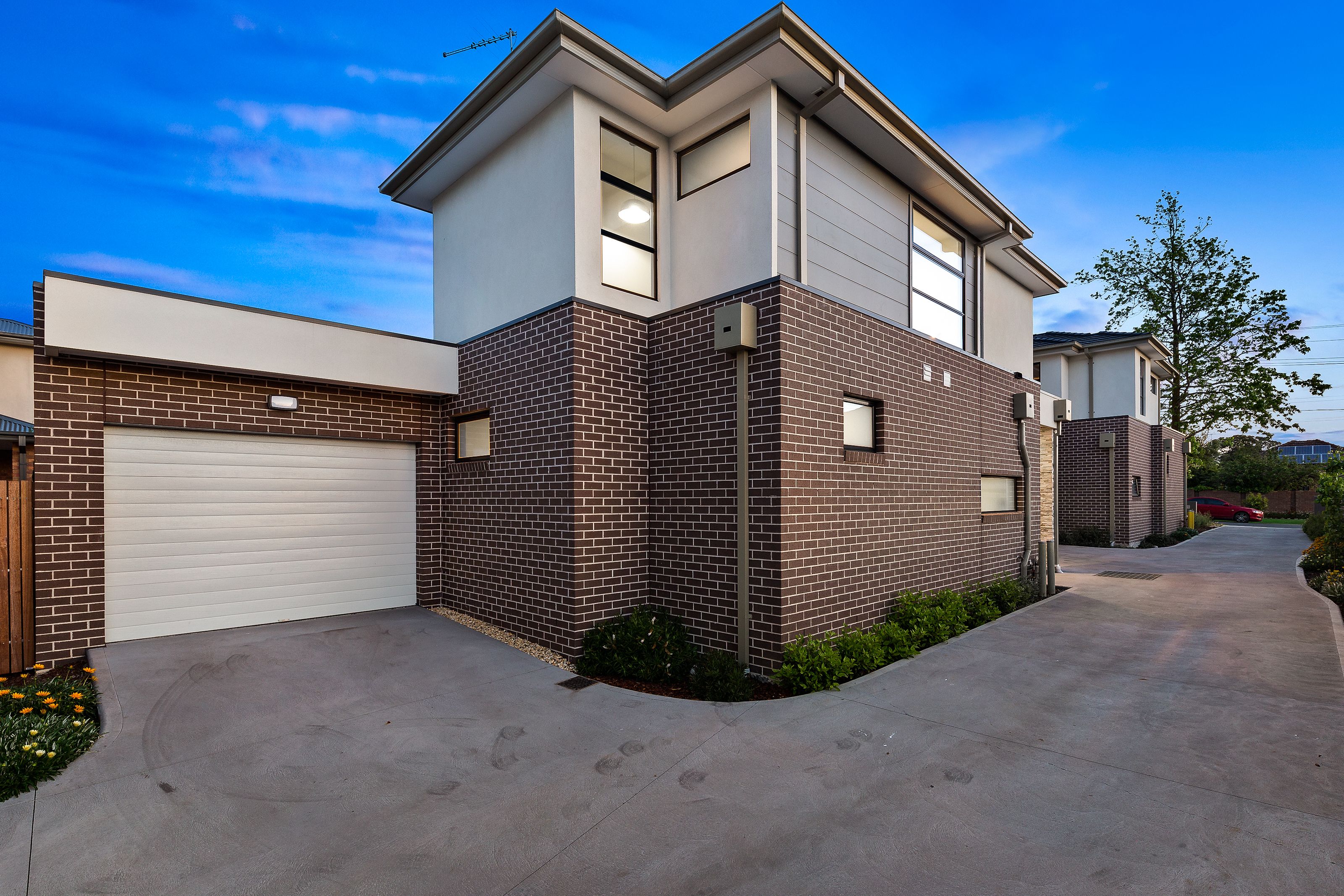 1 Ranfurlie Drive, Glen Waverley VIC 3150