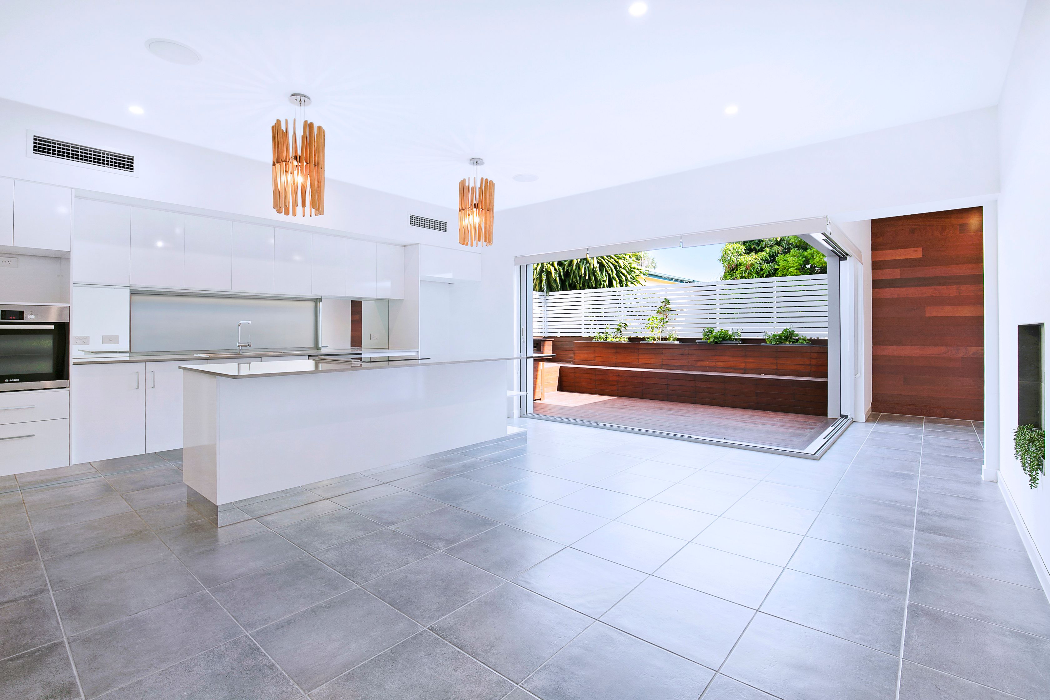 72 Stoneleigh Street, Albion, QLD 4010