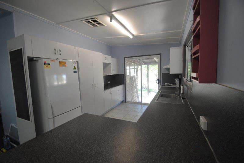 1 Yew Street, Barcaldine, QLD 4725
