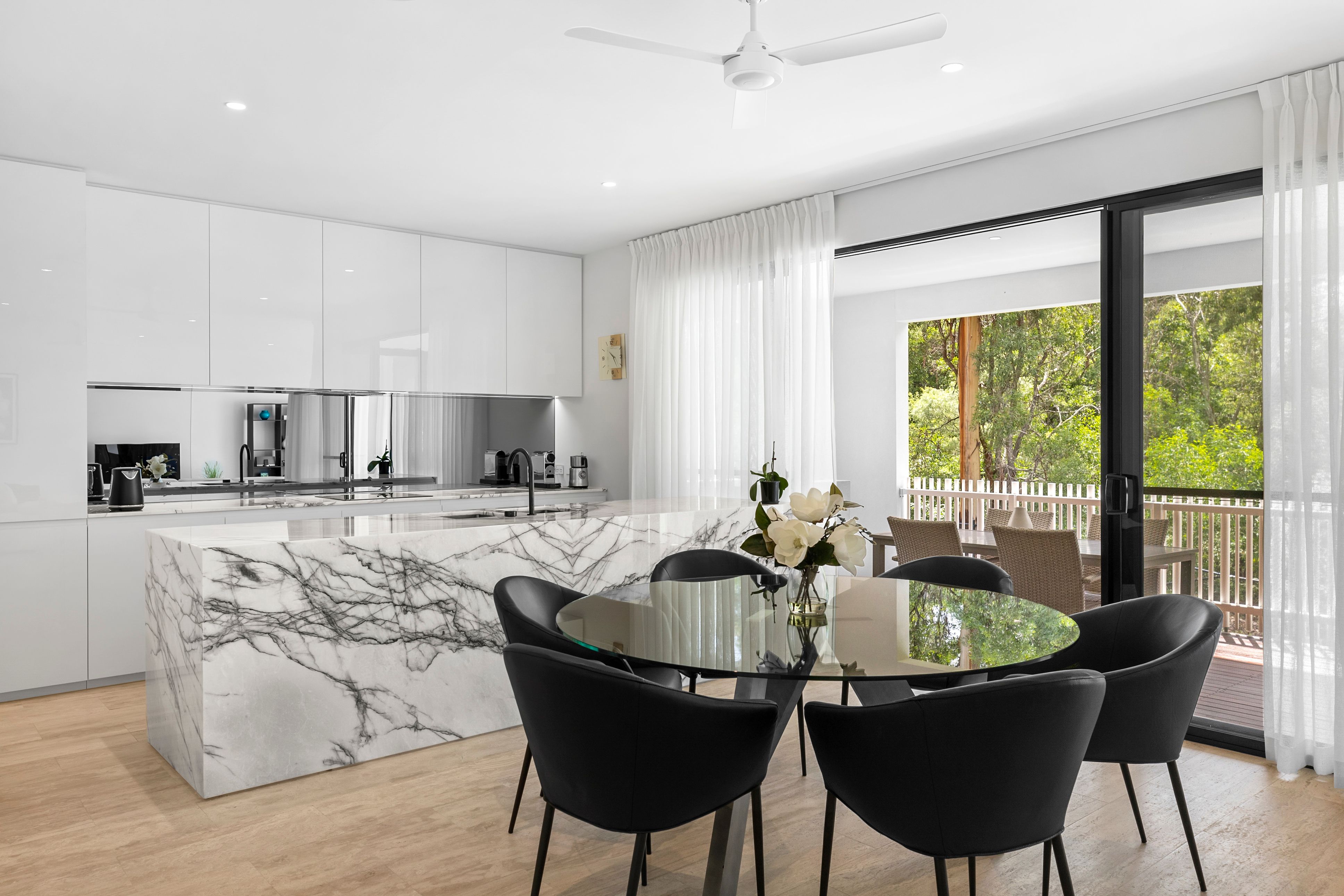 19/2 Brushbox Court, Chapel Hill, QLD 4069