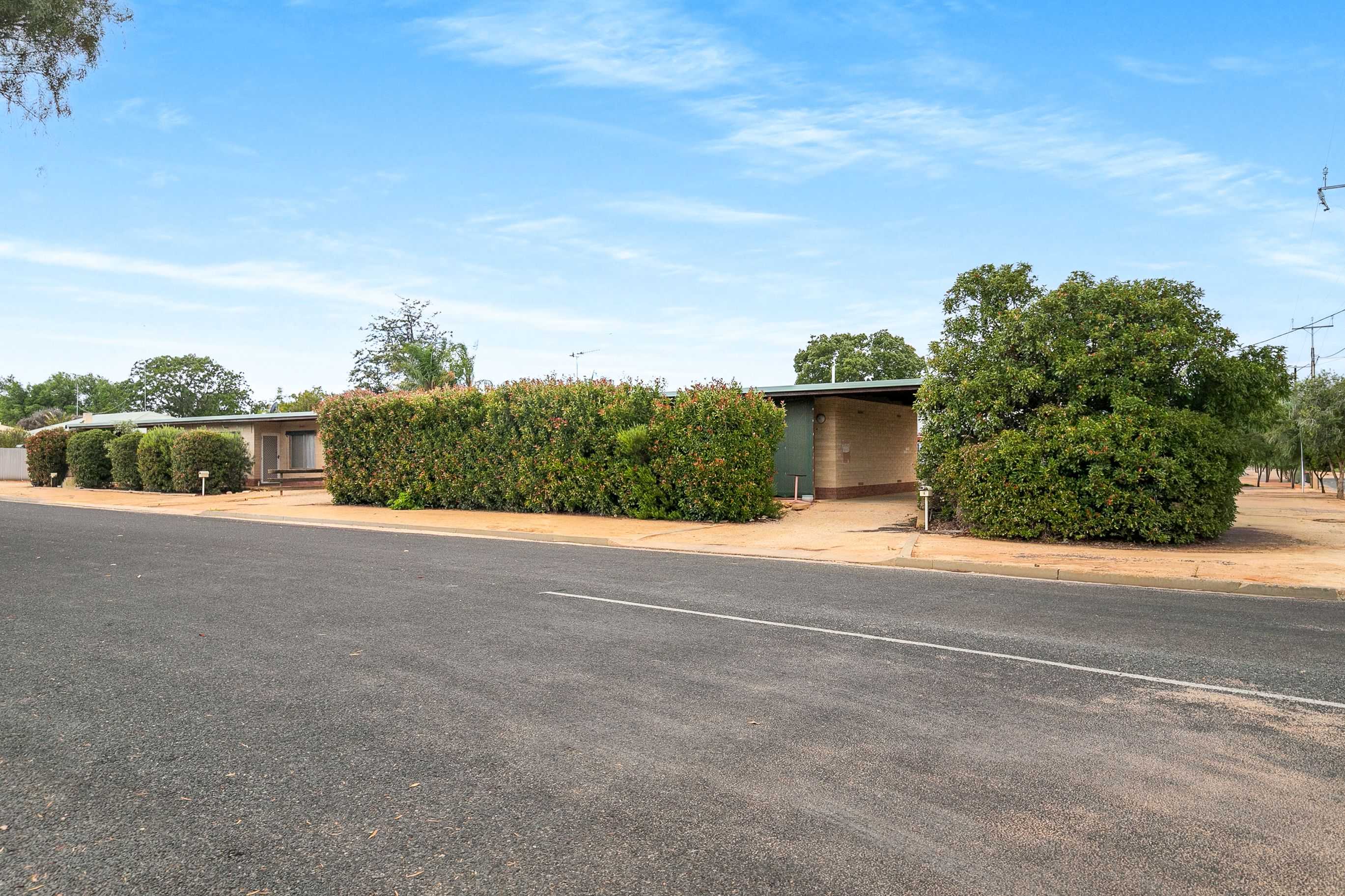 Units 1-4, 57 Tobruk Terrace, Loxton, SA 5333