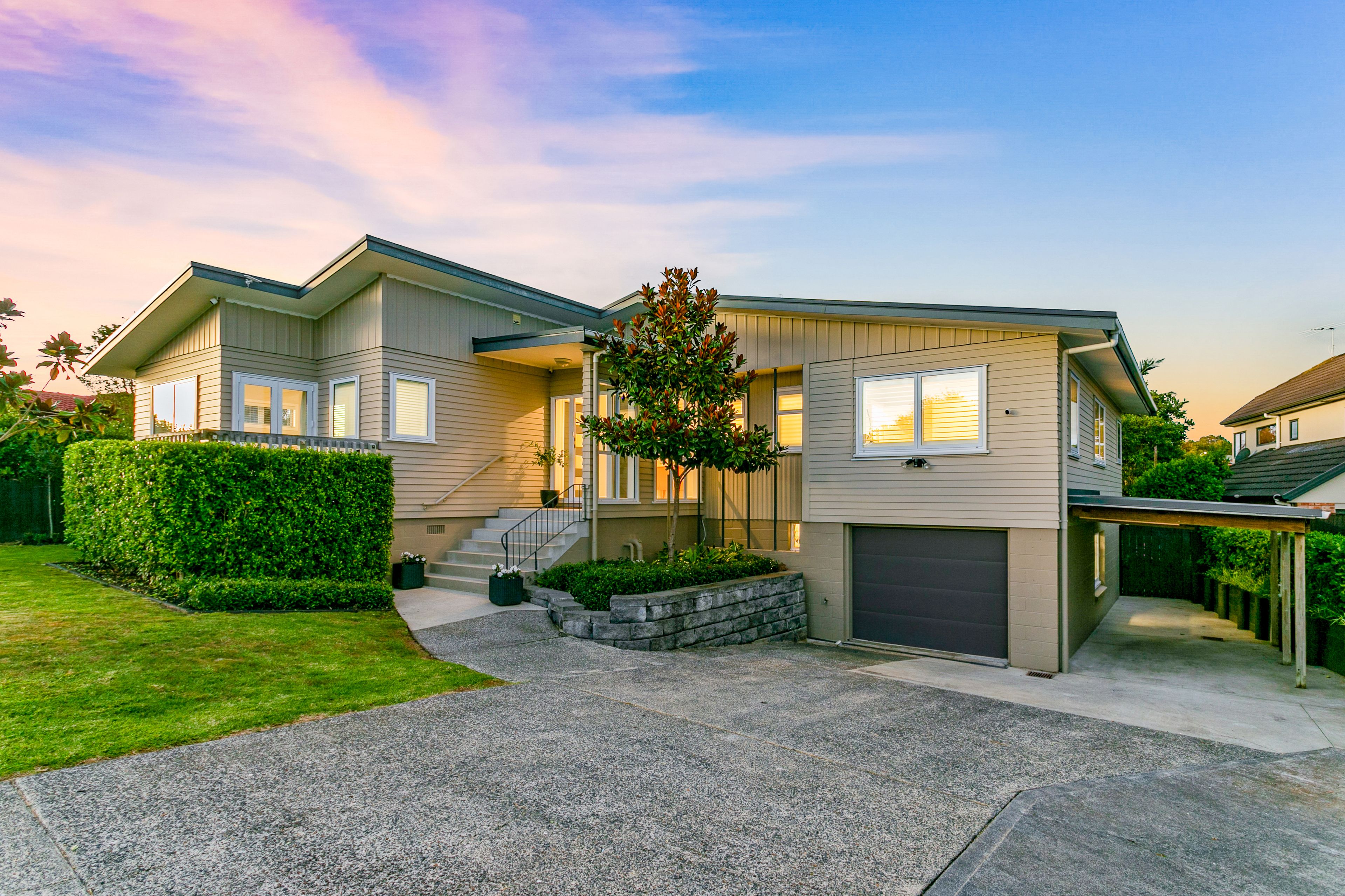 15 The Crest, Sunnyhills, Manukau City
