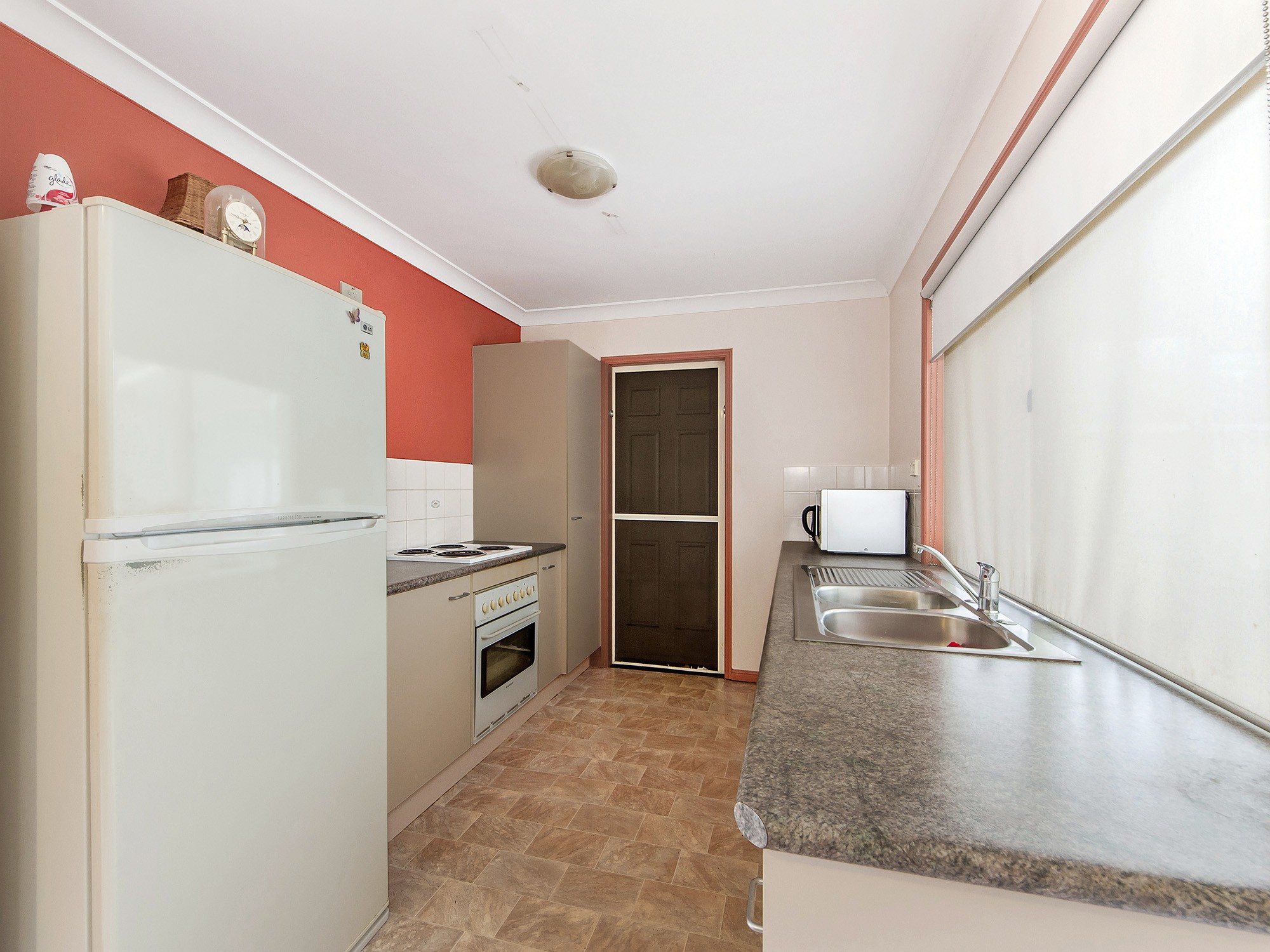 4 Jane Lane, Oxenford, QLD 4210