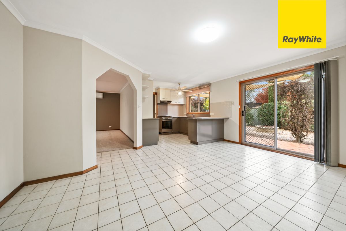 14 Kilburn Close, Dunlop, ACT 2615