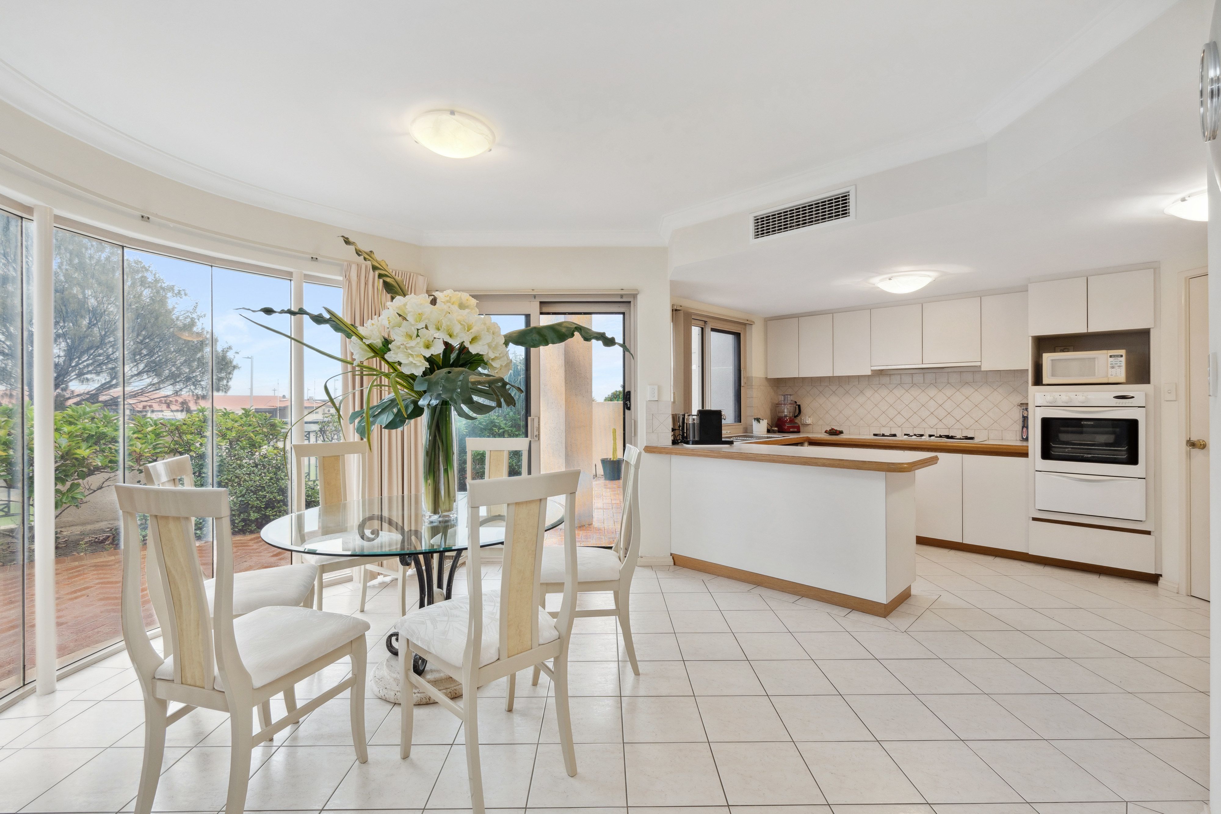 86/160 West Coast Drive, Sorrento, WA 6020