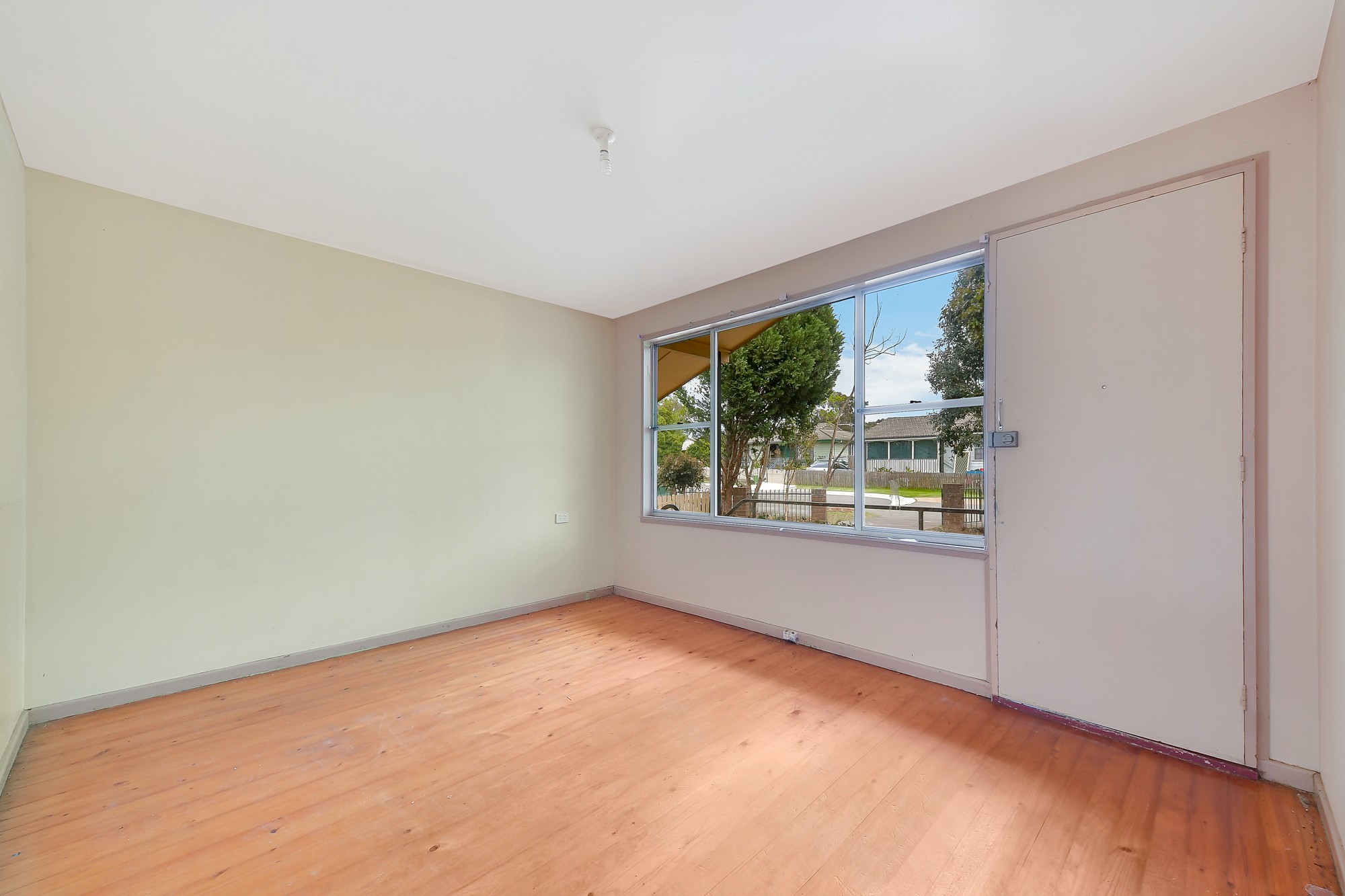 6 Buffalo Way, Airds, NSW 2560
