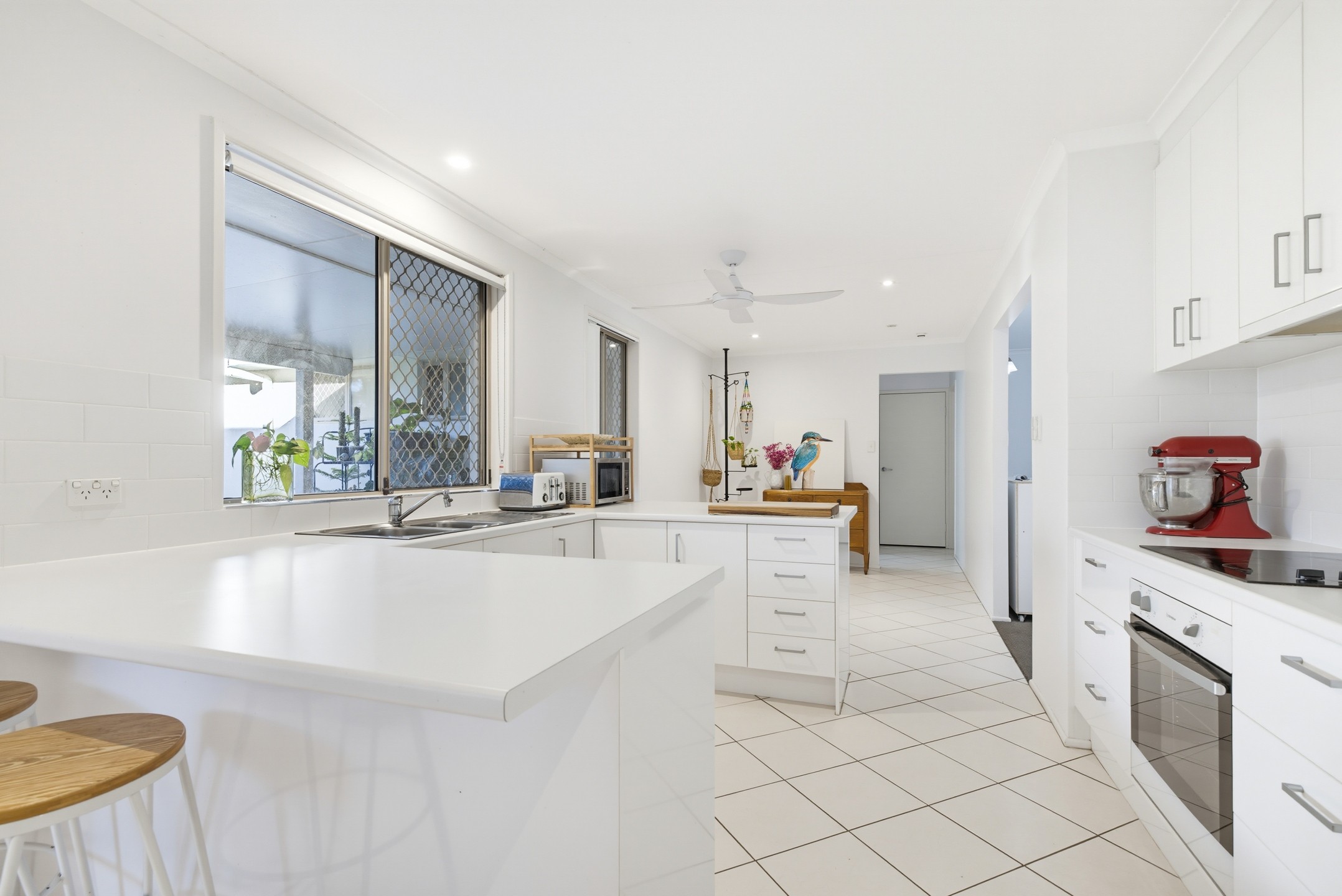 63 Lapoinya Crescent, Warana, QLD 4575