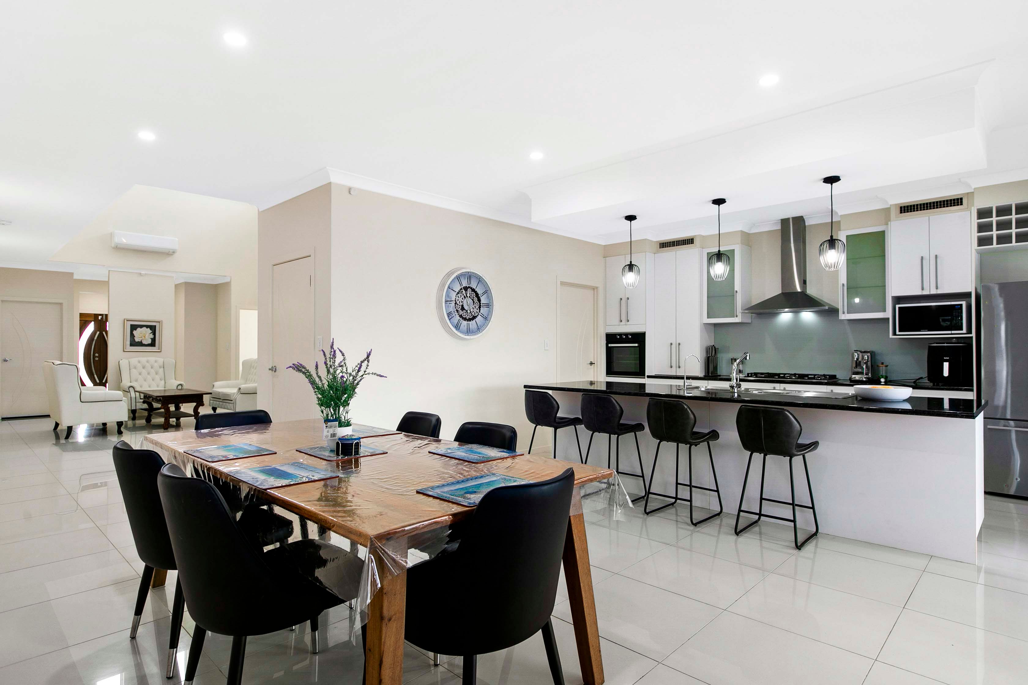 71 Endeavour Way — photo 5 of 30