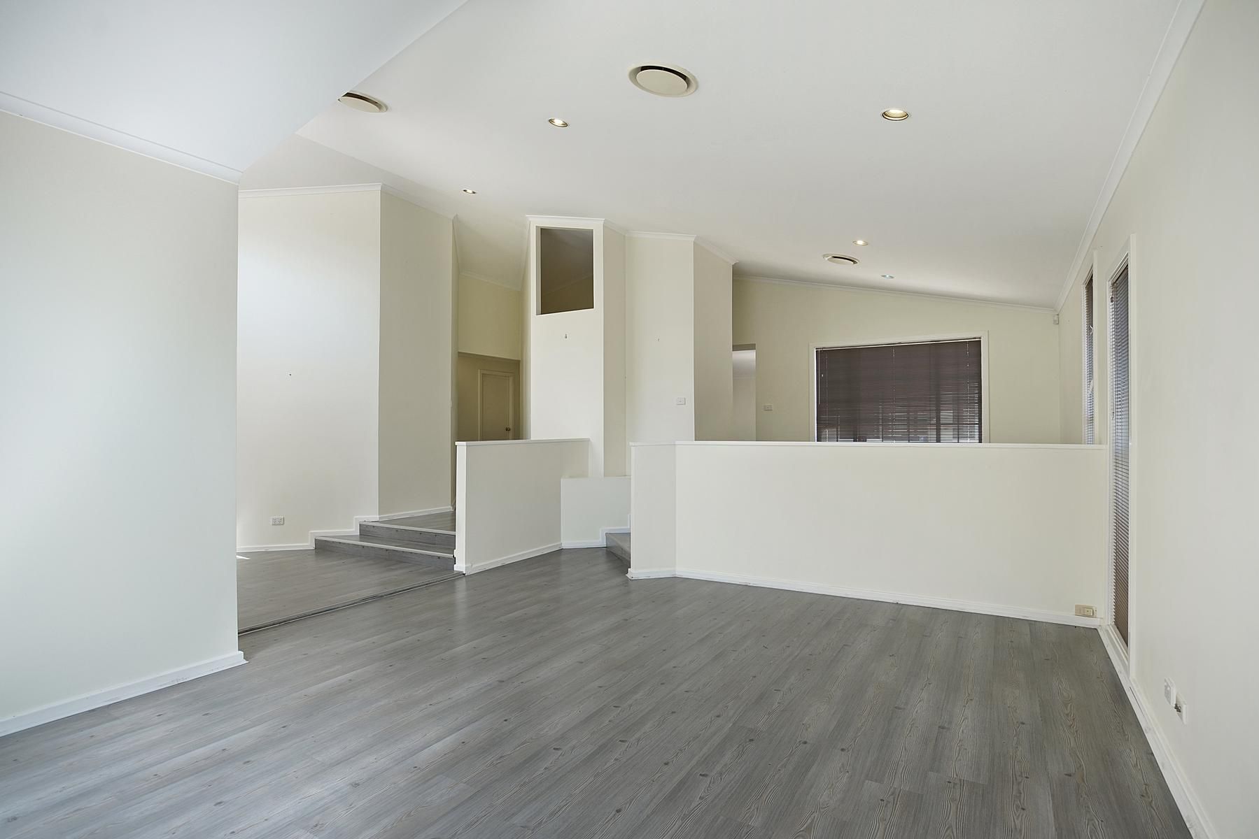 73 Surveyors Creek Road, Glenmore Park, NSW 2745