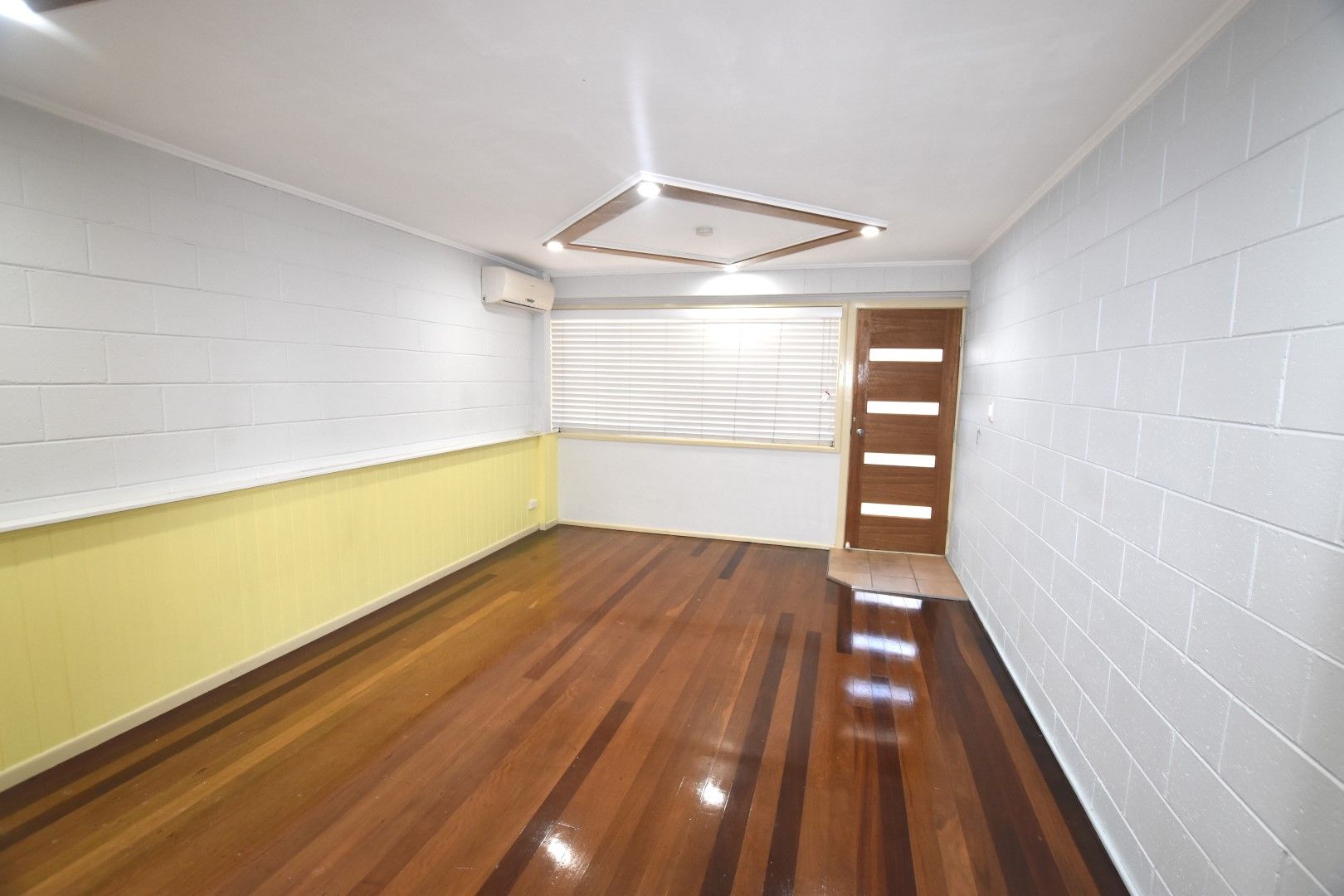 8/9 Scenery Street, West Gladstone, QLD 4680