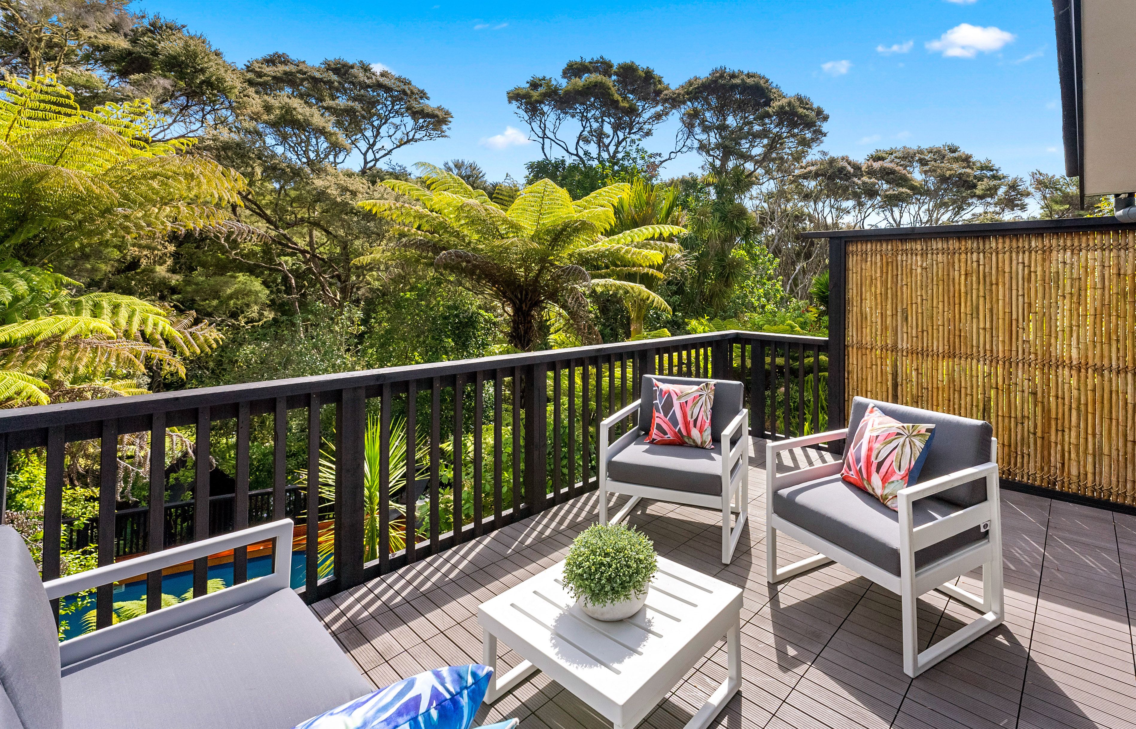 46 Simon Ellice Drive, Bayview, North Shore City