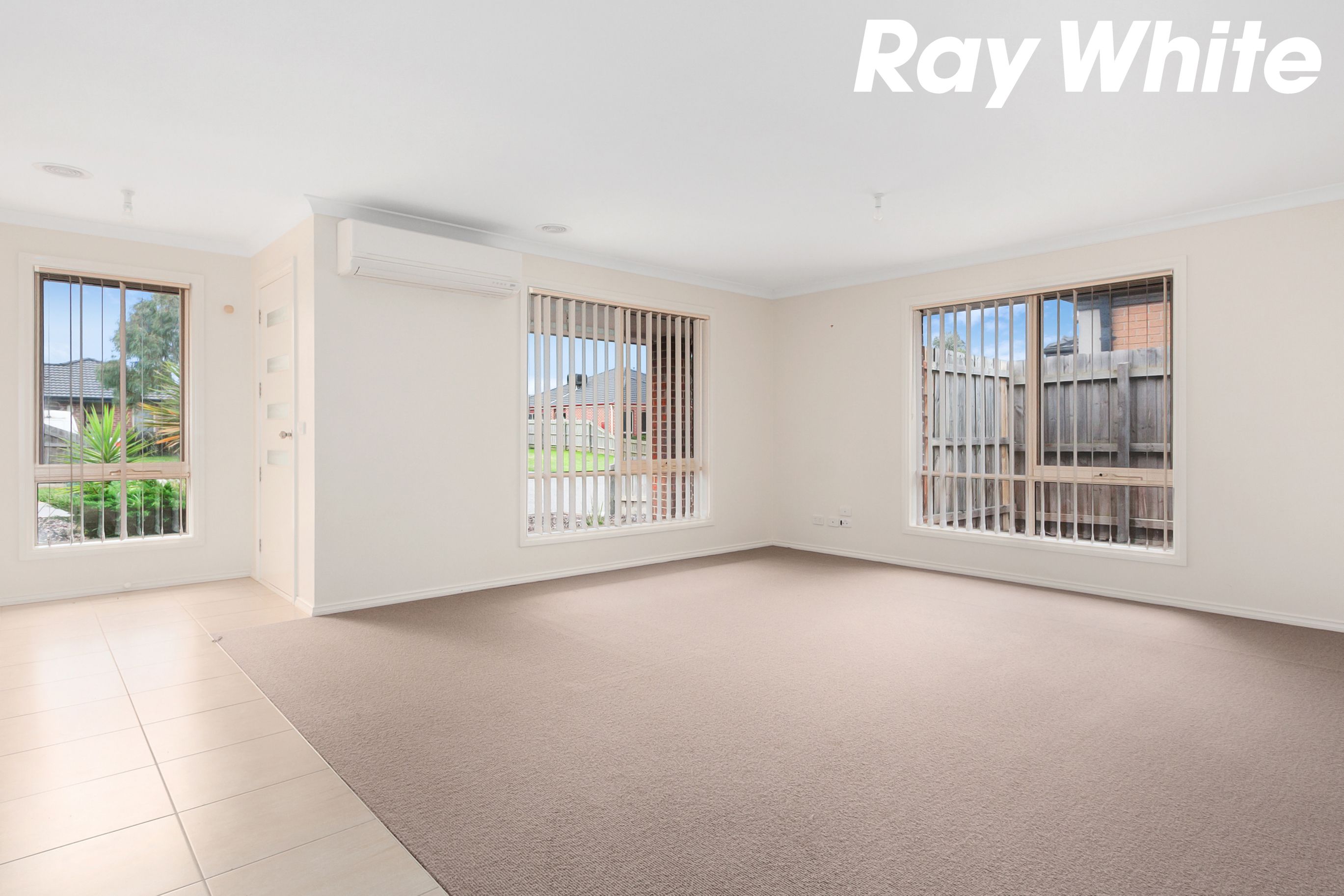 21 Licodia Drive, Pakenham, VIC 3810
