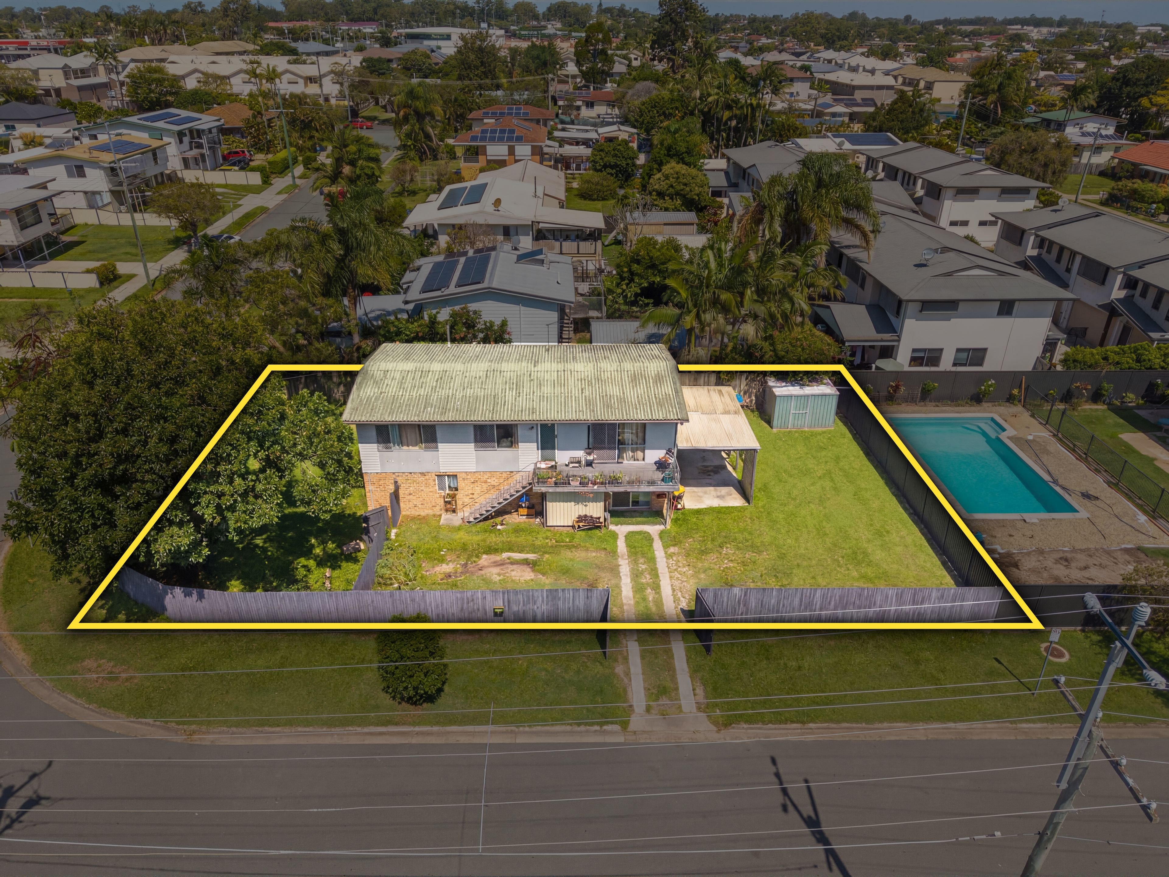 11 Lions Crescent, Kippa-Ring, QLD 4021