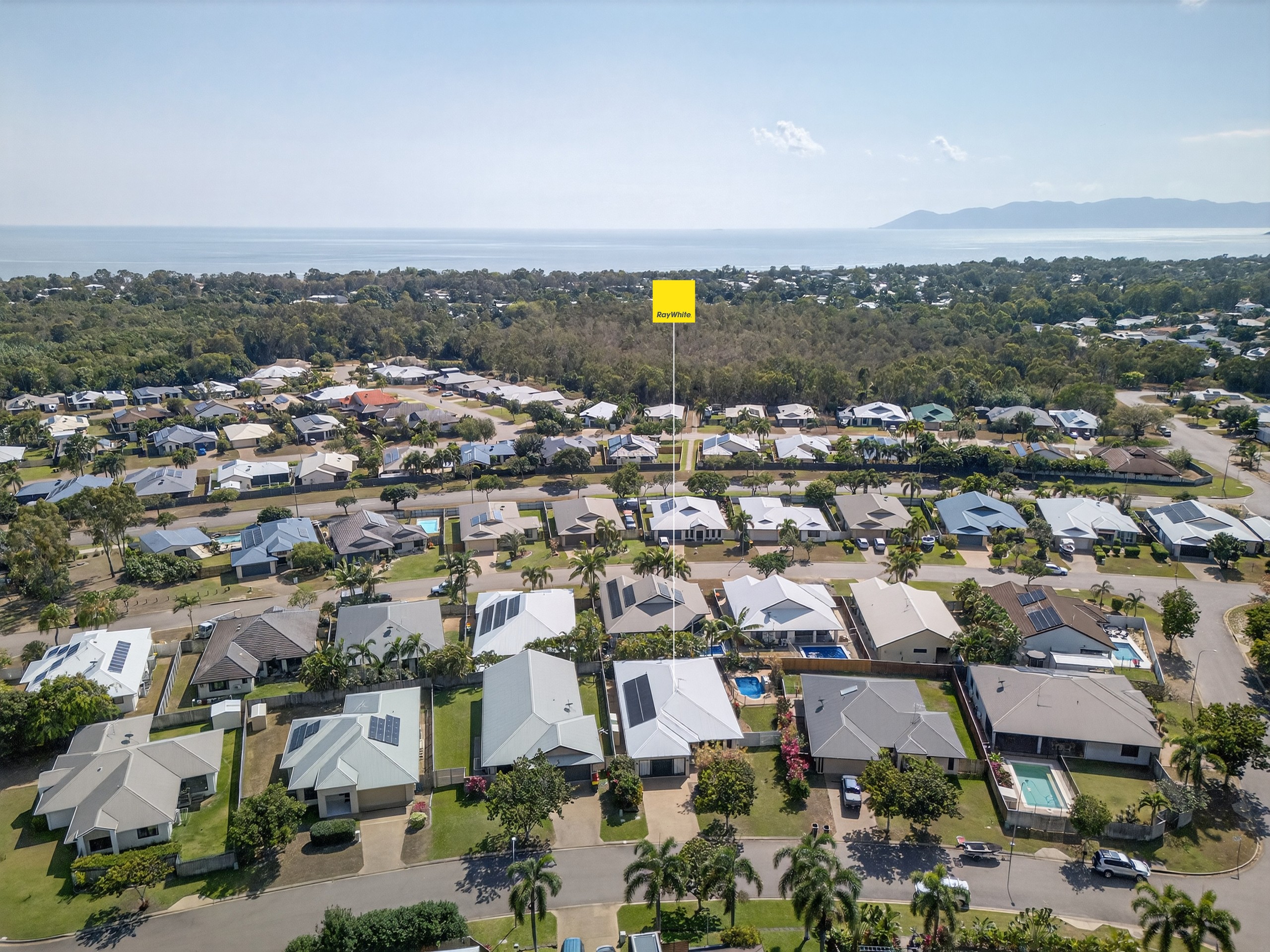 6 Cassidy Street, Bushland Beach, QLD 4818