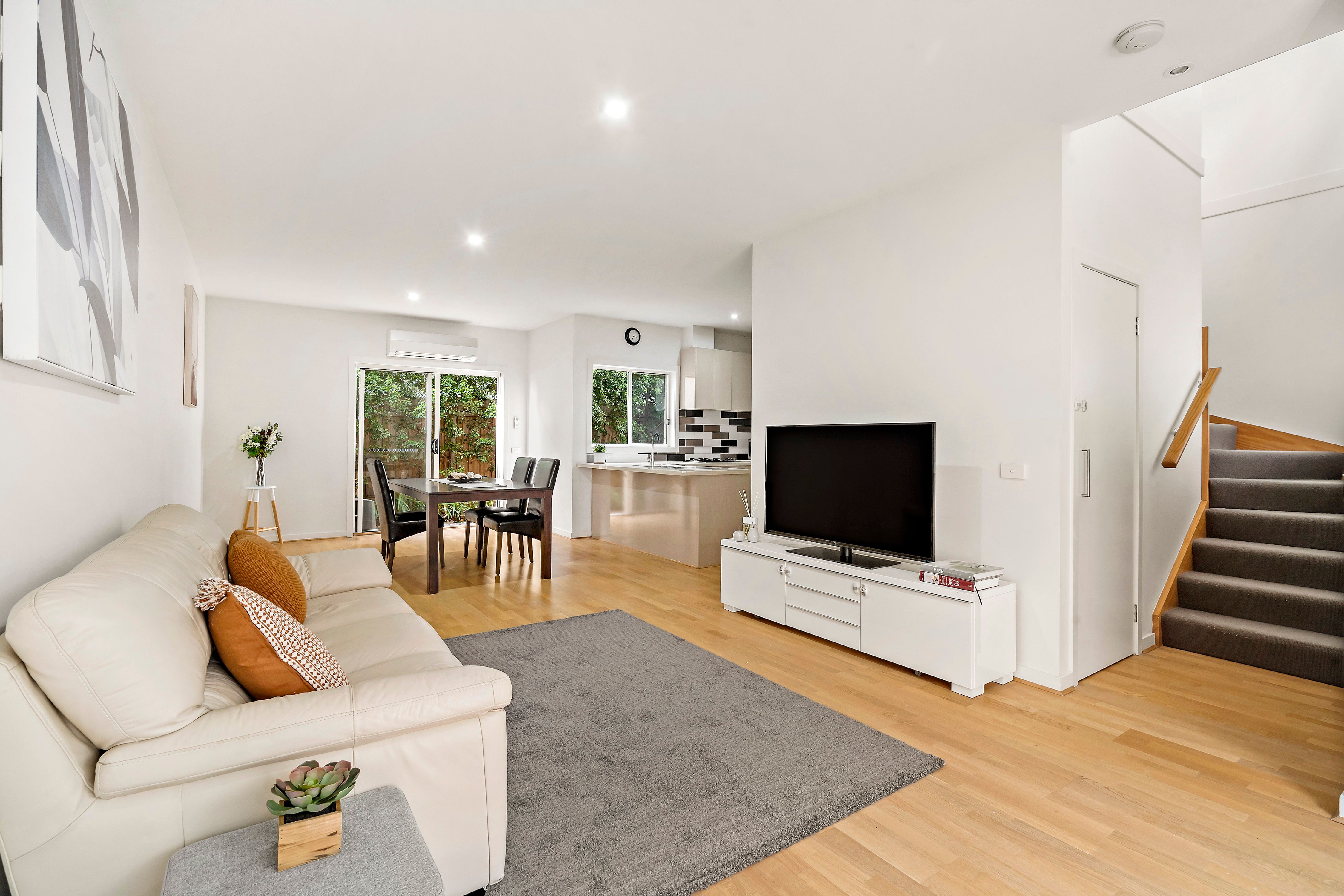 2/4 Euroka Street, Chadstone, VIC 3148