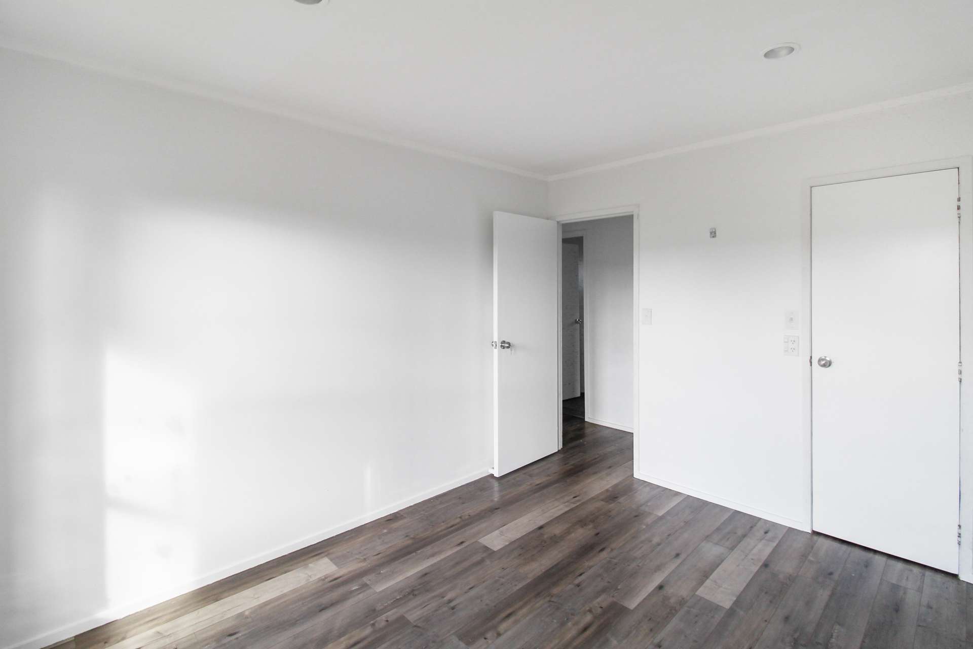 12 Chichester Drive photo 4
